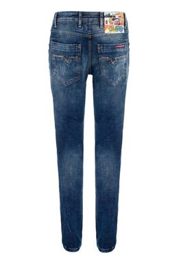 Cipo & Baxx Bequeme Jeans mit trendigen Used-Elementen