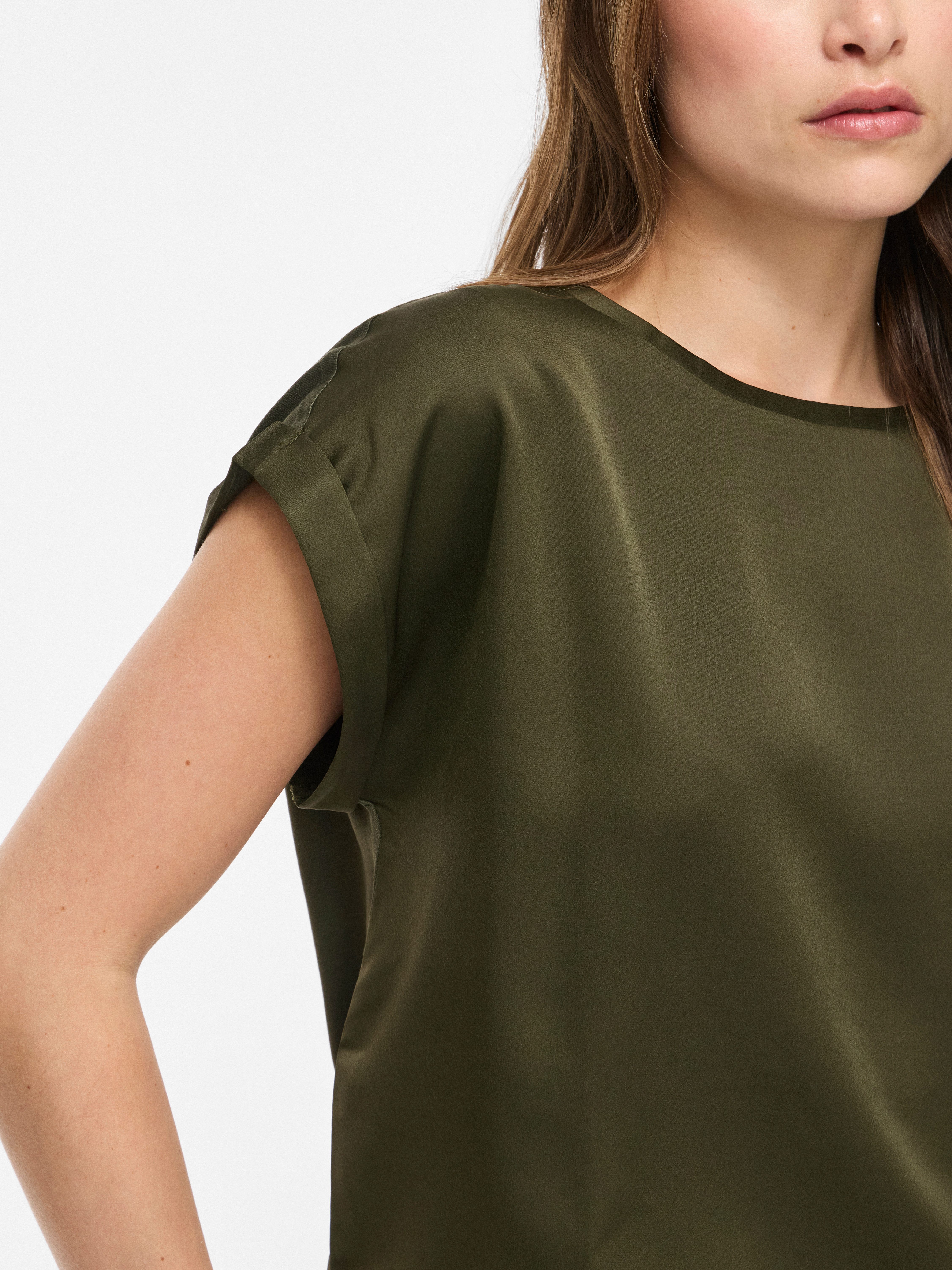 Vila Kurzarmshirt VIELLETTE S/S SATIN TOP - NOOS Kunstfaser, regular fit