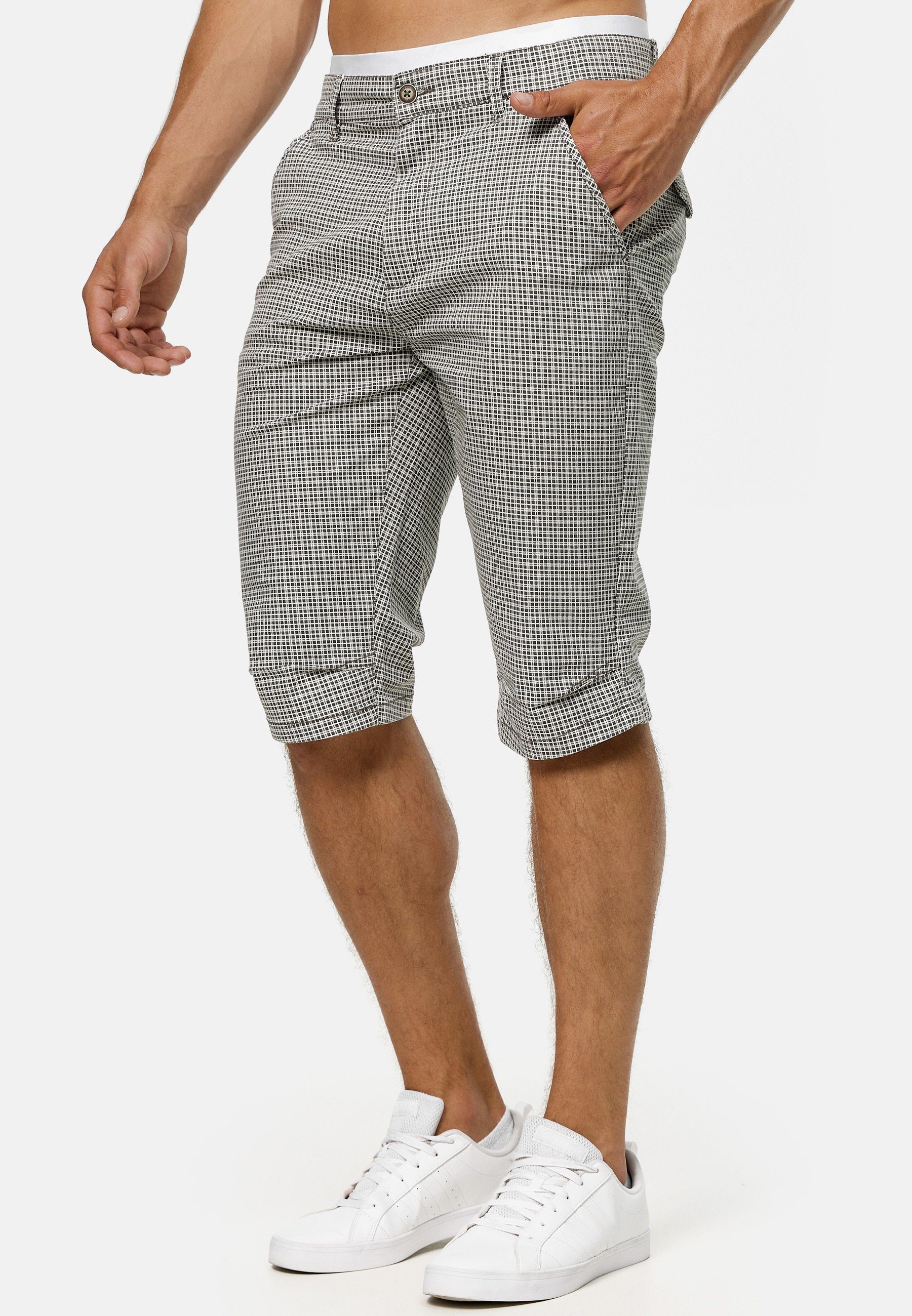 Indicode Chinoshorts Herren Whitney Chino Shorts Herrenshorts aus 100 % Baumwolle, inkl. Gürtel