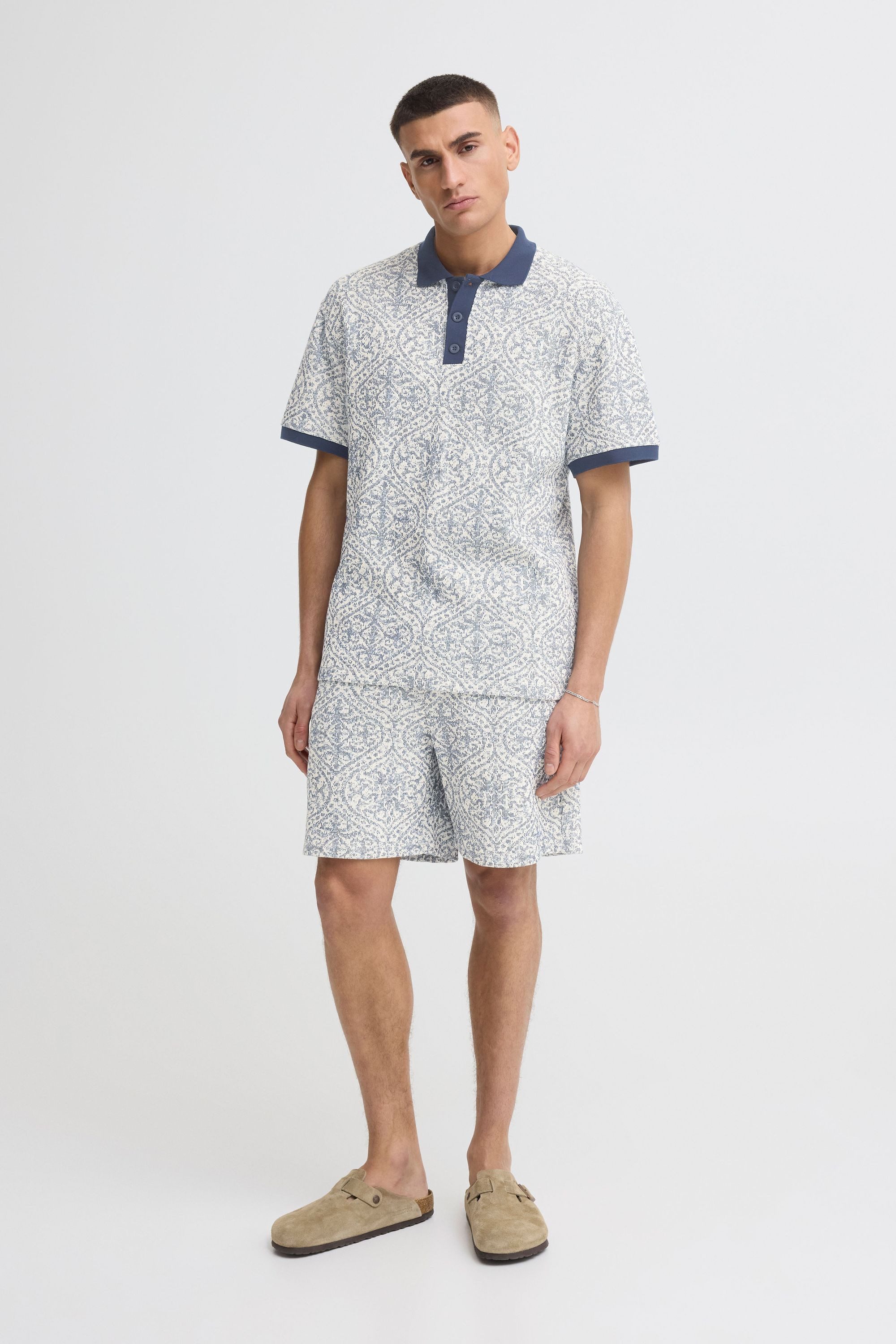 !Solid Chinoshorts SDAlann Gemusterte Shorts mit elastischem Bund und Taschen