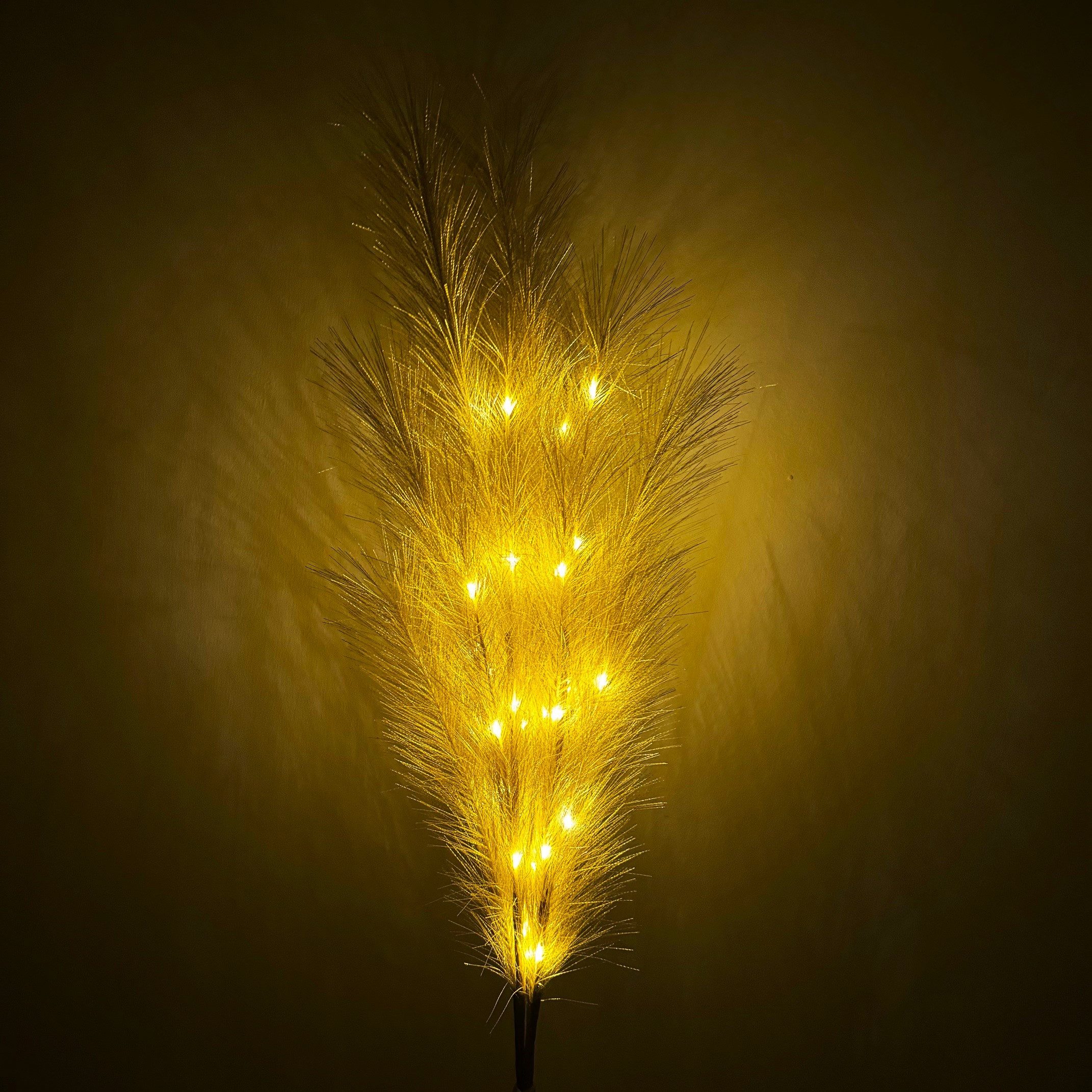 Kunstpflanze künstliches Pampasgras mit LED-Beleuchtung, Timer - 80 bis 115 cm groß - Kunstgräser, Online-Fuchs, Dekoration für Frühling, Sommer, Herbst & Winter