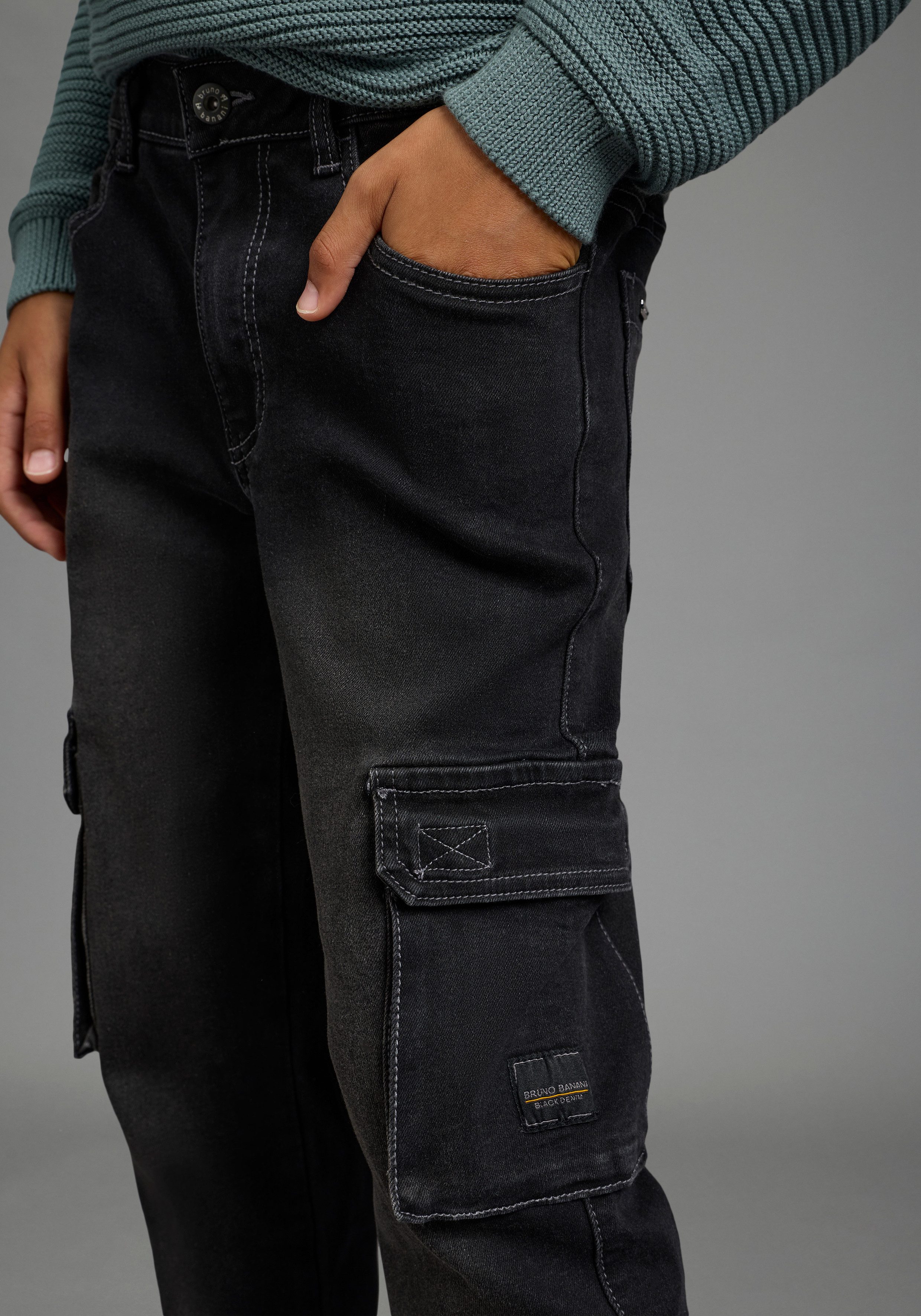 Bruno Banani Loose-fit-Jeans Cargojeans in lockerer Form von BRUNO BANANI Lässige Jeans mit Cargo-Taschen, gerades Bein, normale Leibhöhe – Bild 3 von 5