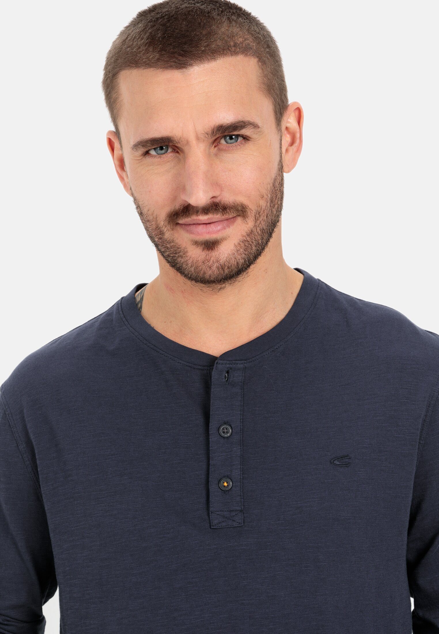camel active Henleyshirt aus nachhaltigem Organic Cotton Langarm