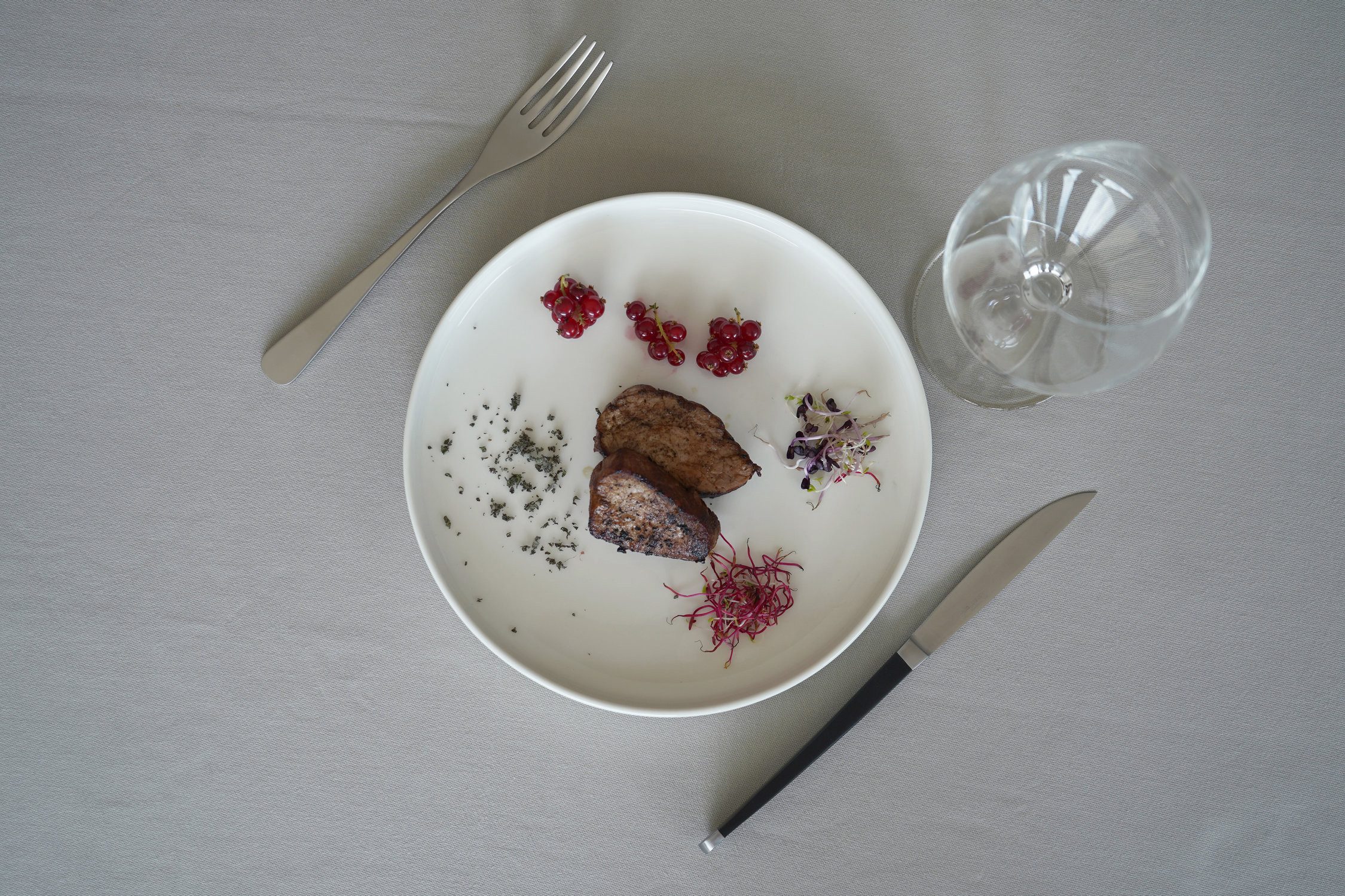 PINTINOX Steakmesser AUDREY mit Sägeschliff (1 Stück), designt von dem Künstler Marcell Ziliani