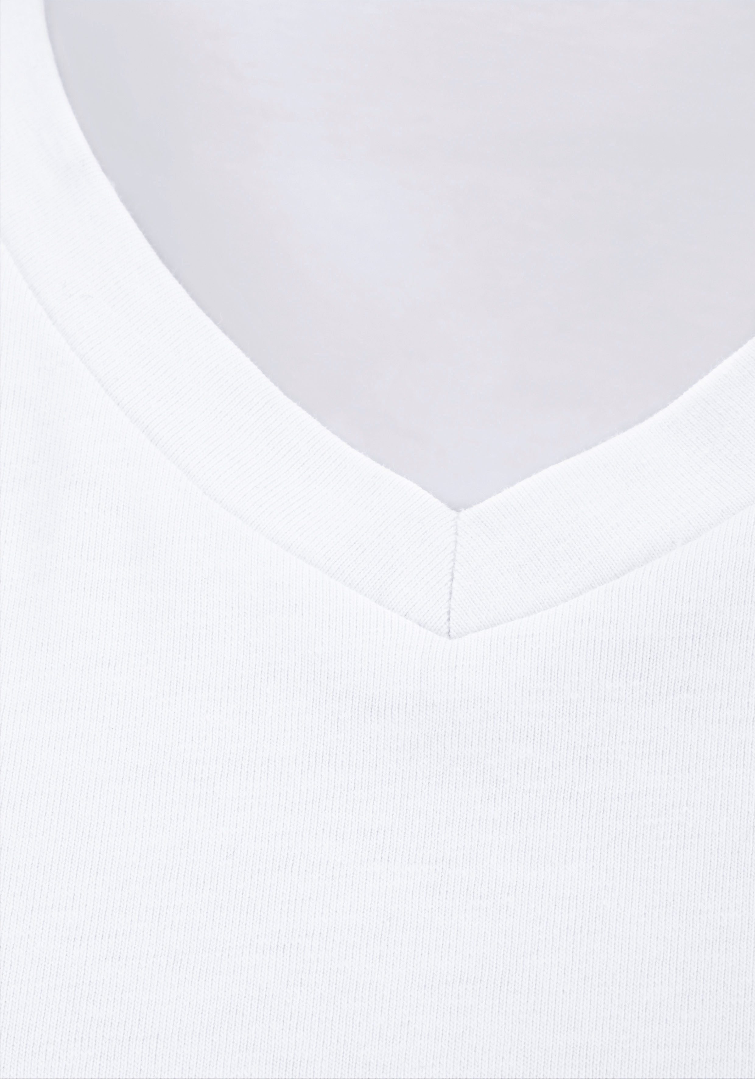Bruno Banani T-Shirt (3-tlg., 3er-Pack) mit V-Ausschnitt, perfekte Passform, aus elastischer Baumwolle – Bild 4 von 5