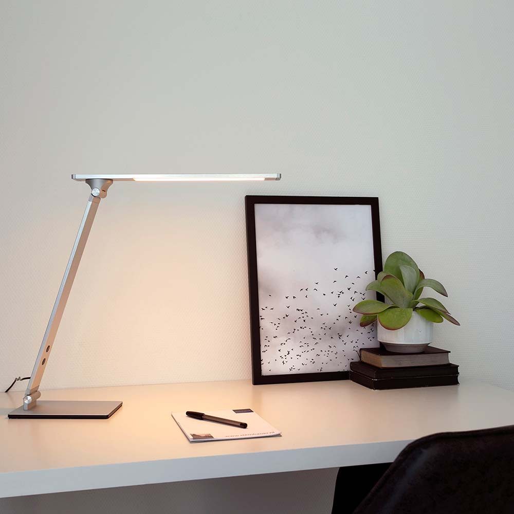 Steinhauer LIGHTING Schreibtischlampe, LED-Leuchtmittel fest verbaut, Warmweiß, Tischlampe Schreibtischleuchte dimmbar LED Wohnzimmerleuchte
