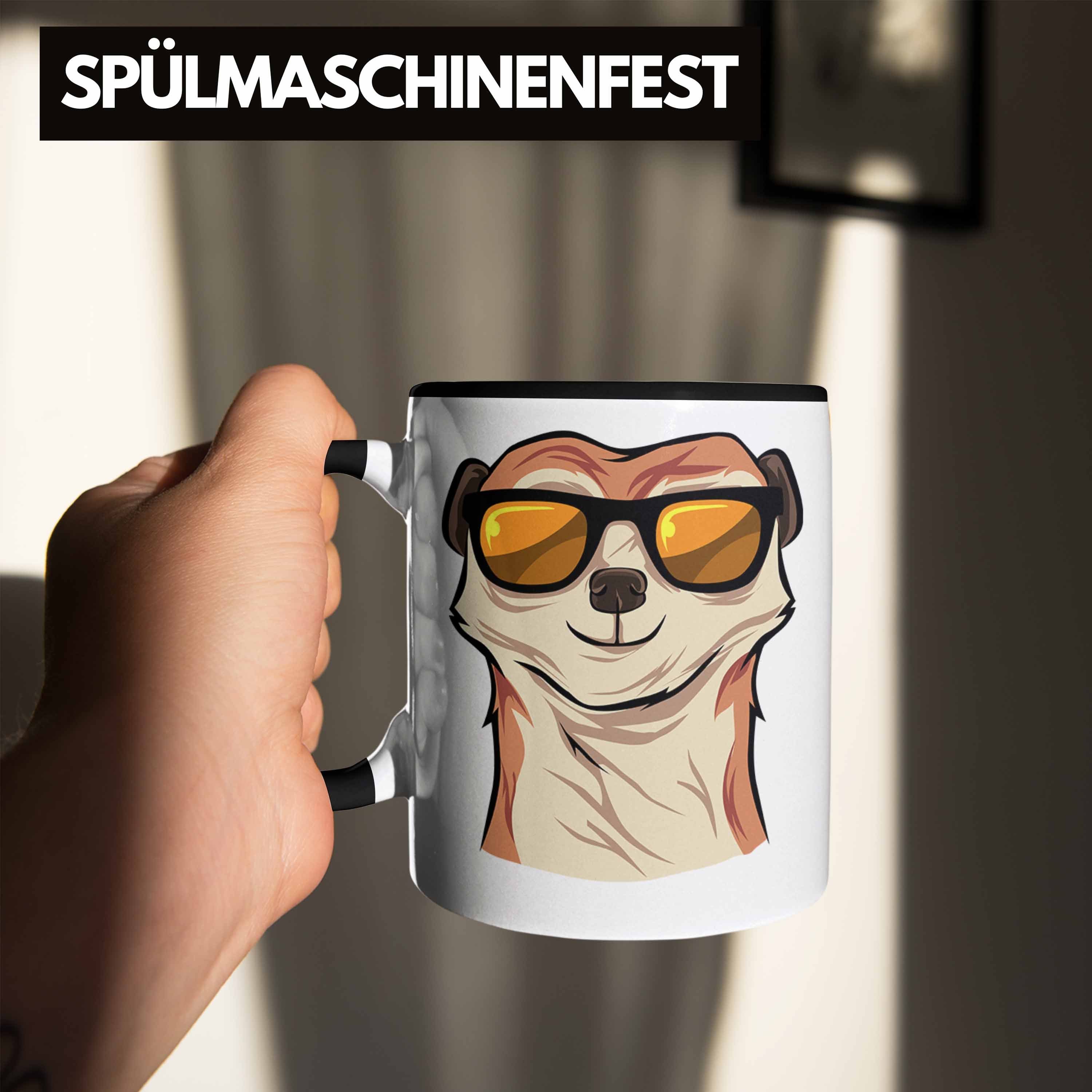 Trendation Tasse Lustige Tasse Schwarz Tierliebhaber für Sonnenbrille Erdmännchen Geschenk