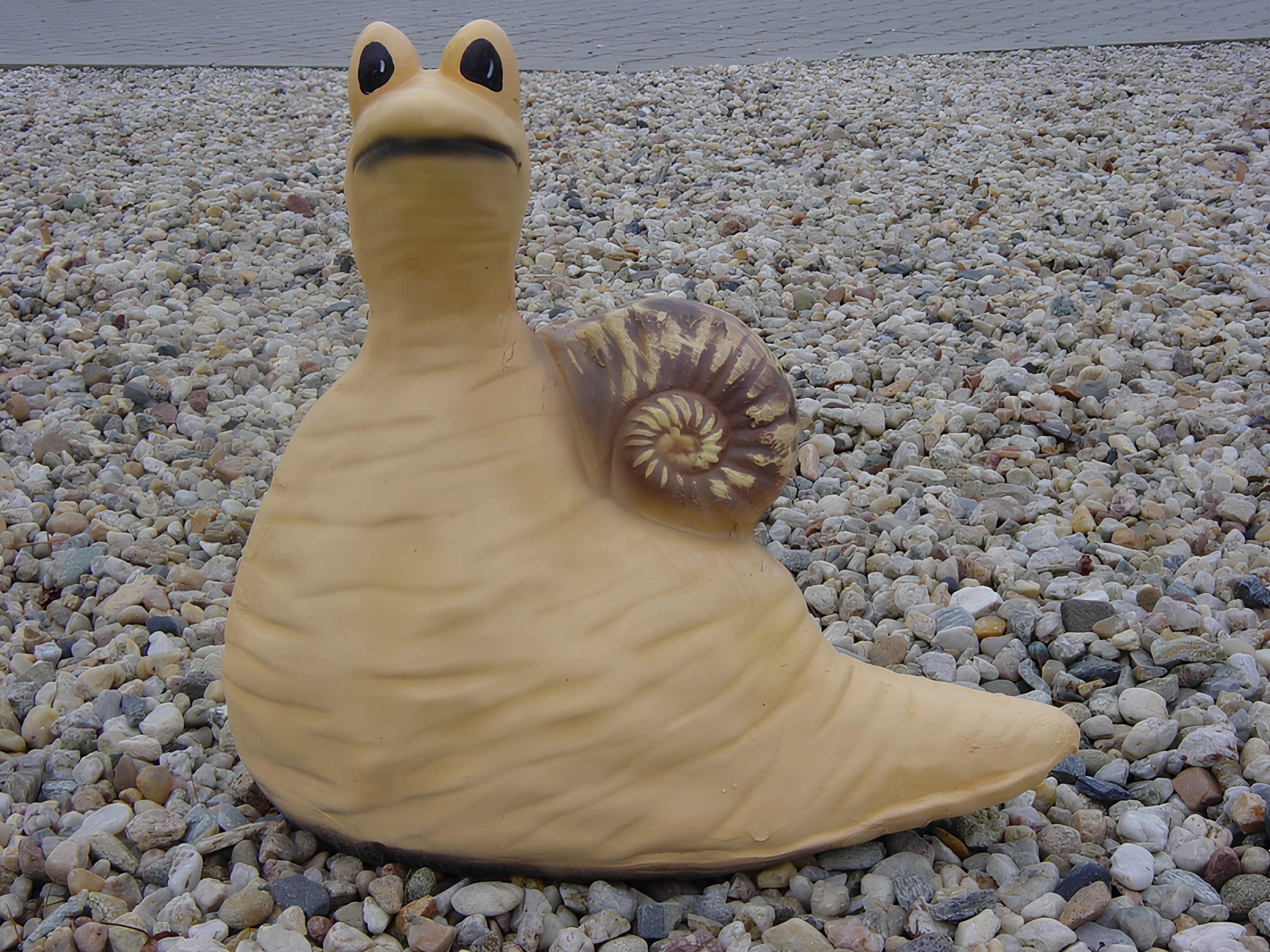 JVmoebel Skulptur Design Schnecke aus wetterfestem Material für den Garten (Schnecke Material: Kunststoff/Acryl 33 cm), Made in Europa