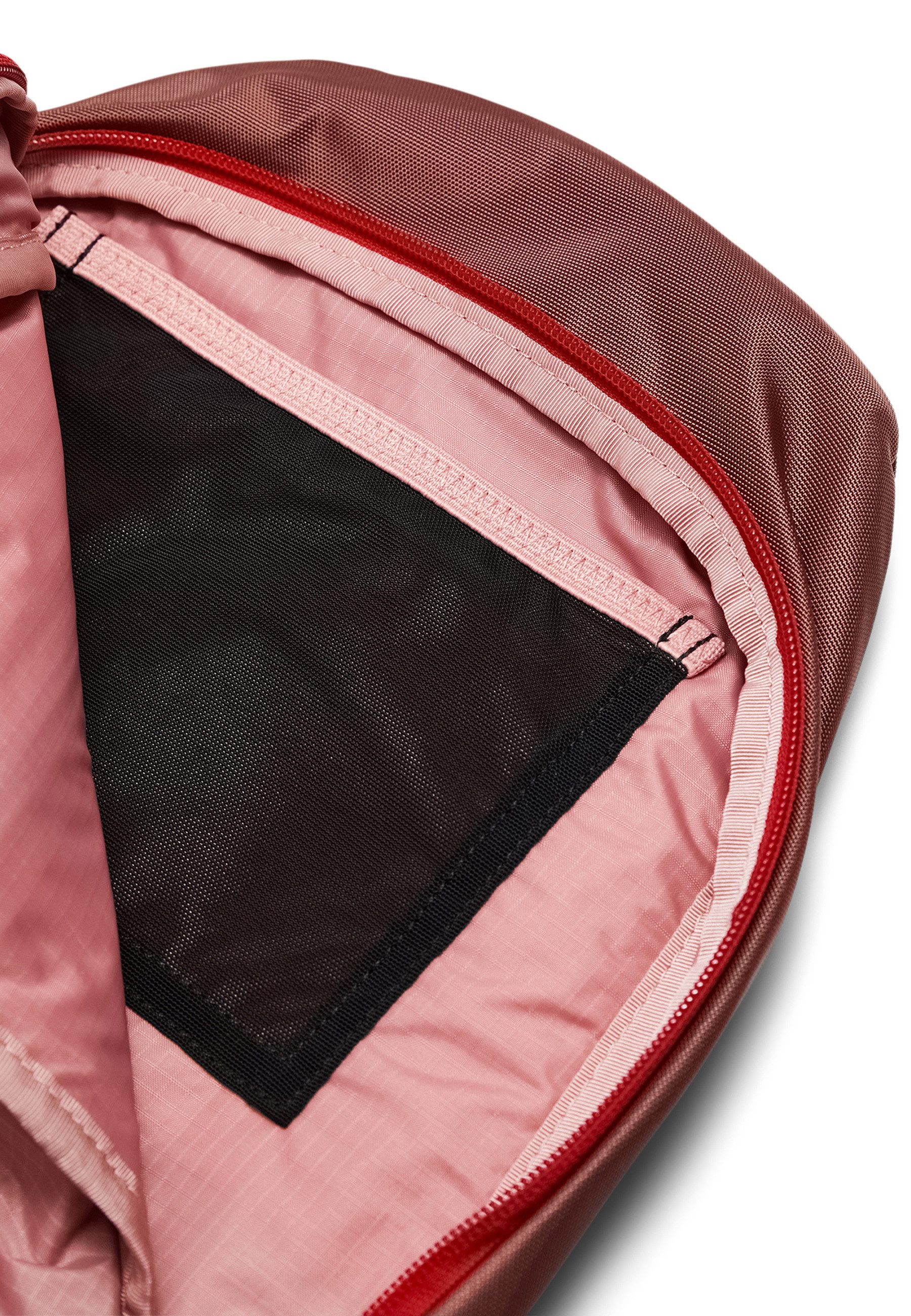 Peak Performance Umhängetasche Outdoor Crossbody Bag 8,6l