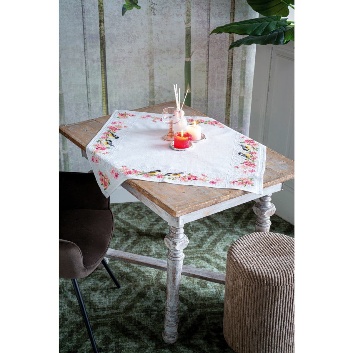 Kreativset Vervaco Tischdecke Kreuzstich Set "2 Kohlmeisen in Blumen"
