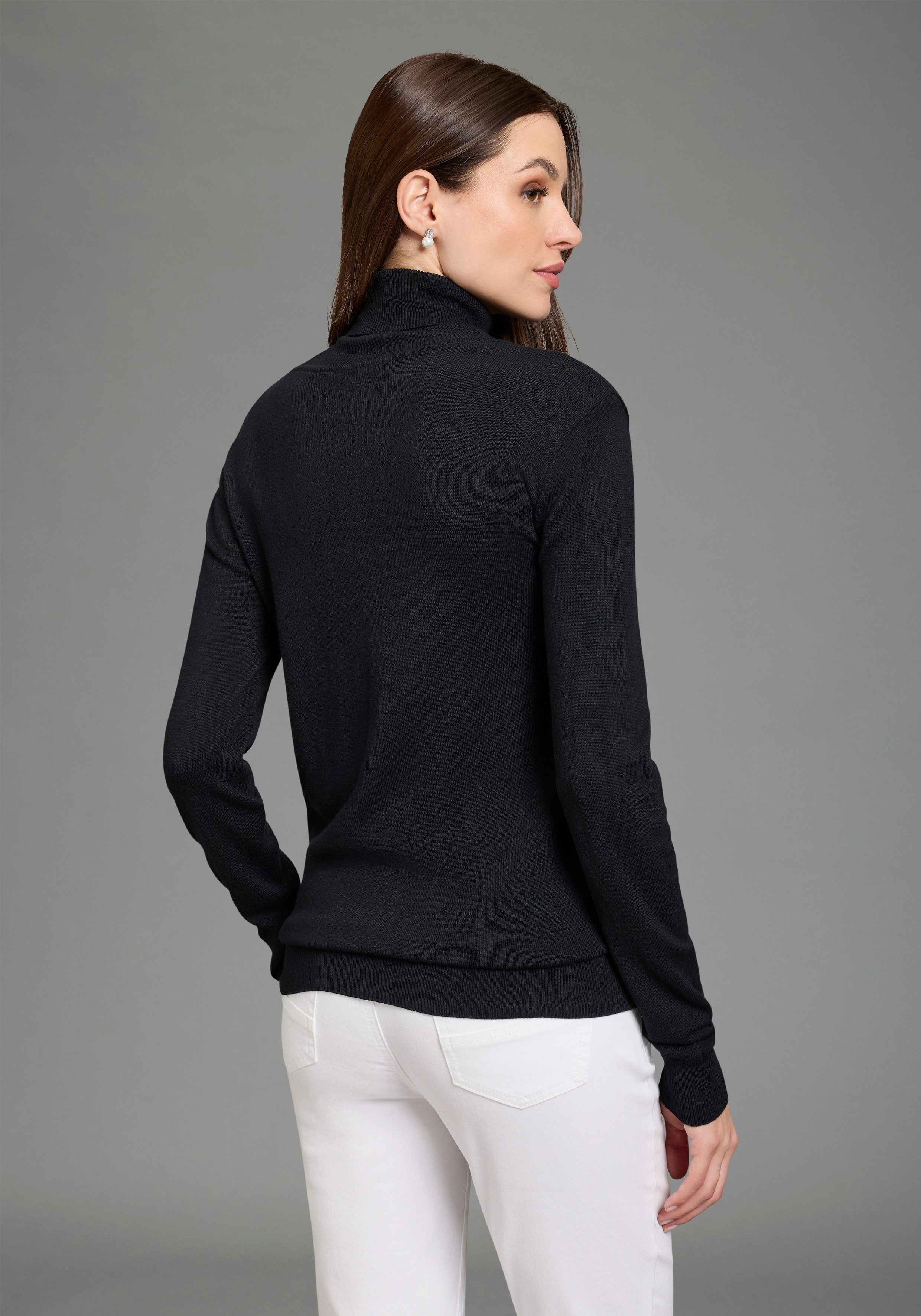 Bruno Banani Rollkragenpullover mit Metalllogo günstig online kaufen