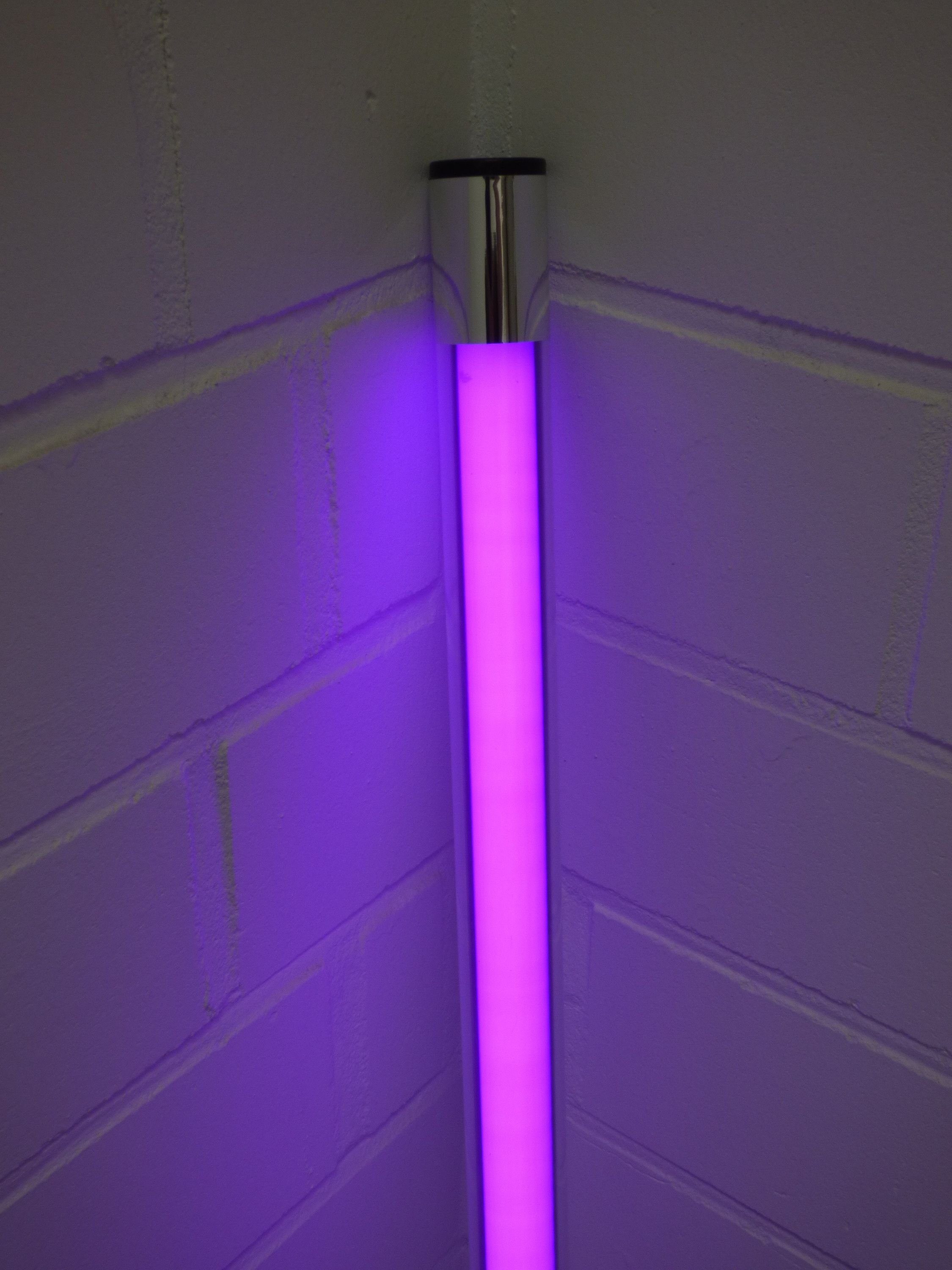 XENON LED Wandleuchte 8222 LED Leuchtstab 18 Watt violett 1800 Lumen 123 cm IP20 Innen, LED Röhre T8, Xenon Violett