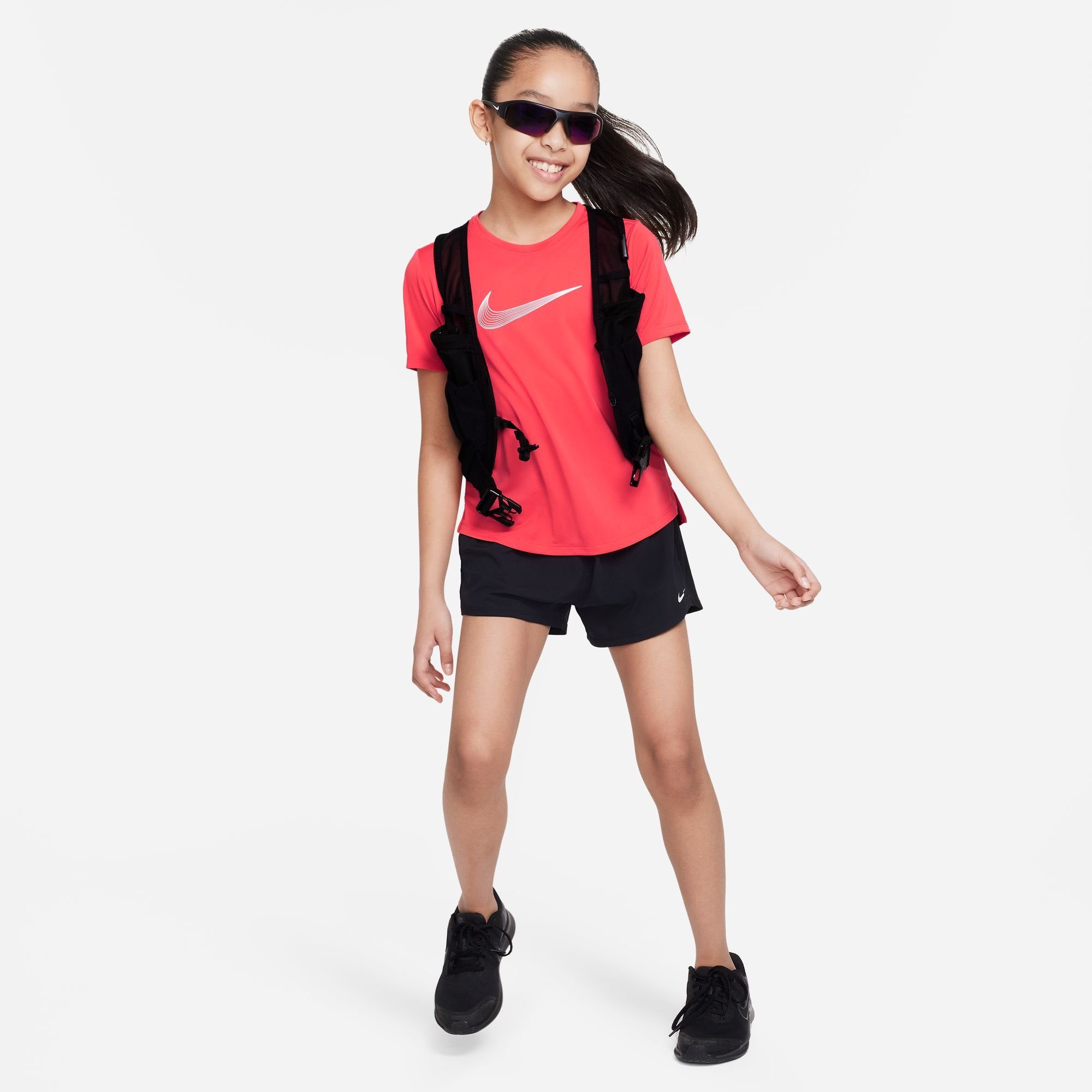Nike TRAINING BIG GLOW/WHITE SHORT-SLEEVE KIDS' ONE TOP Trainingsshirt (GIRLS) EMBER DRI-FIT