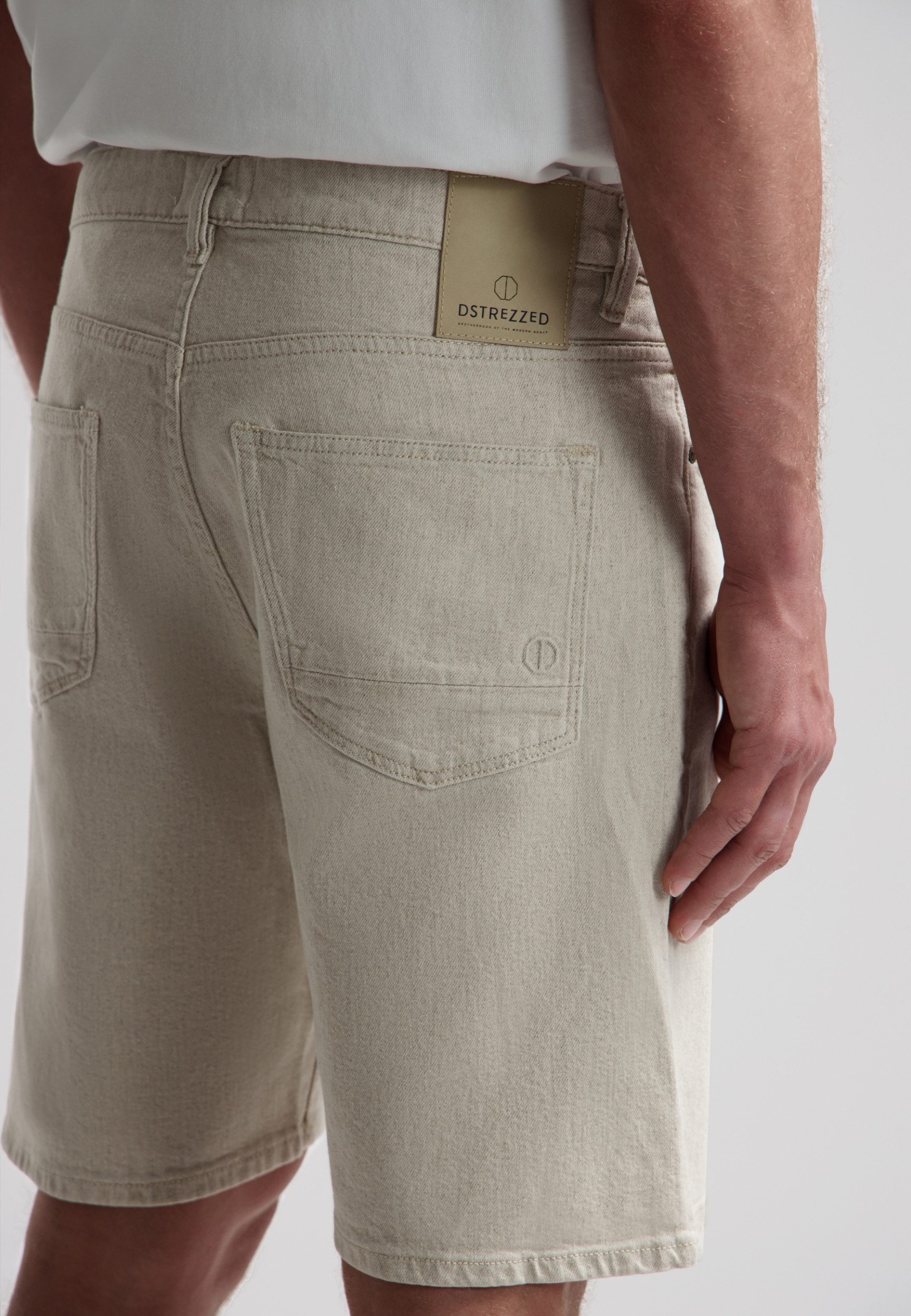 Dstrezzed 5-Pocket-Jeans DS_Logan 5 Pocket Short OFW Offwhite