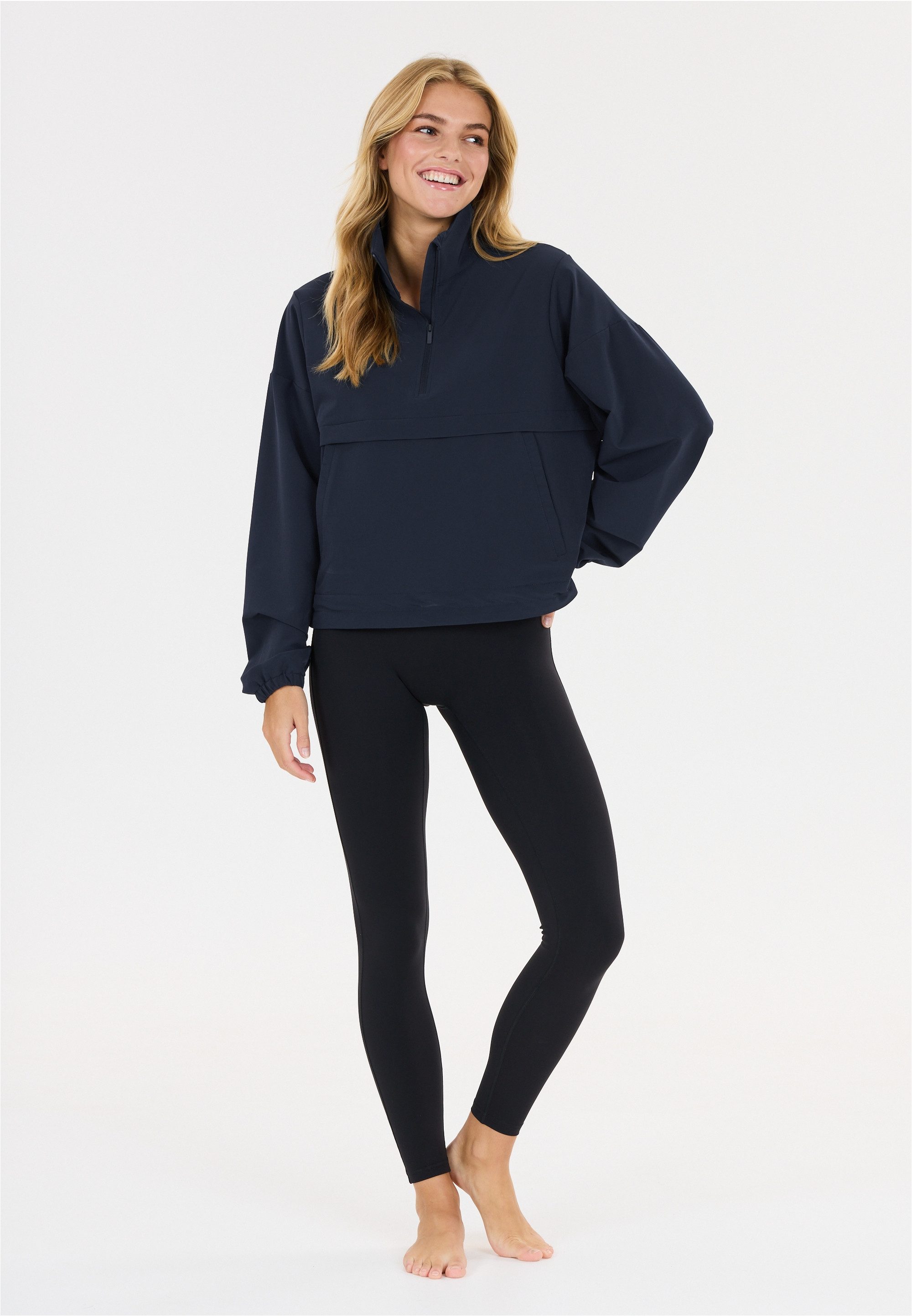 ATHLECIA Laufjacke Carley mit 4-Wege-Stretch für viel Bewegungsfreiheit