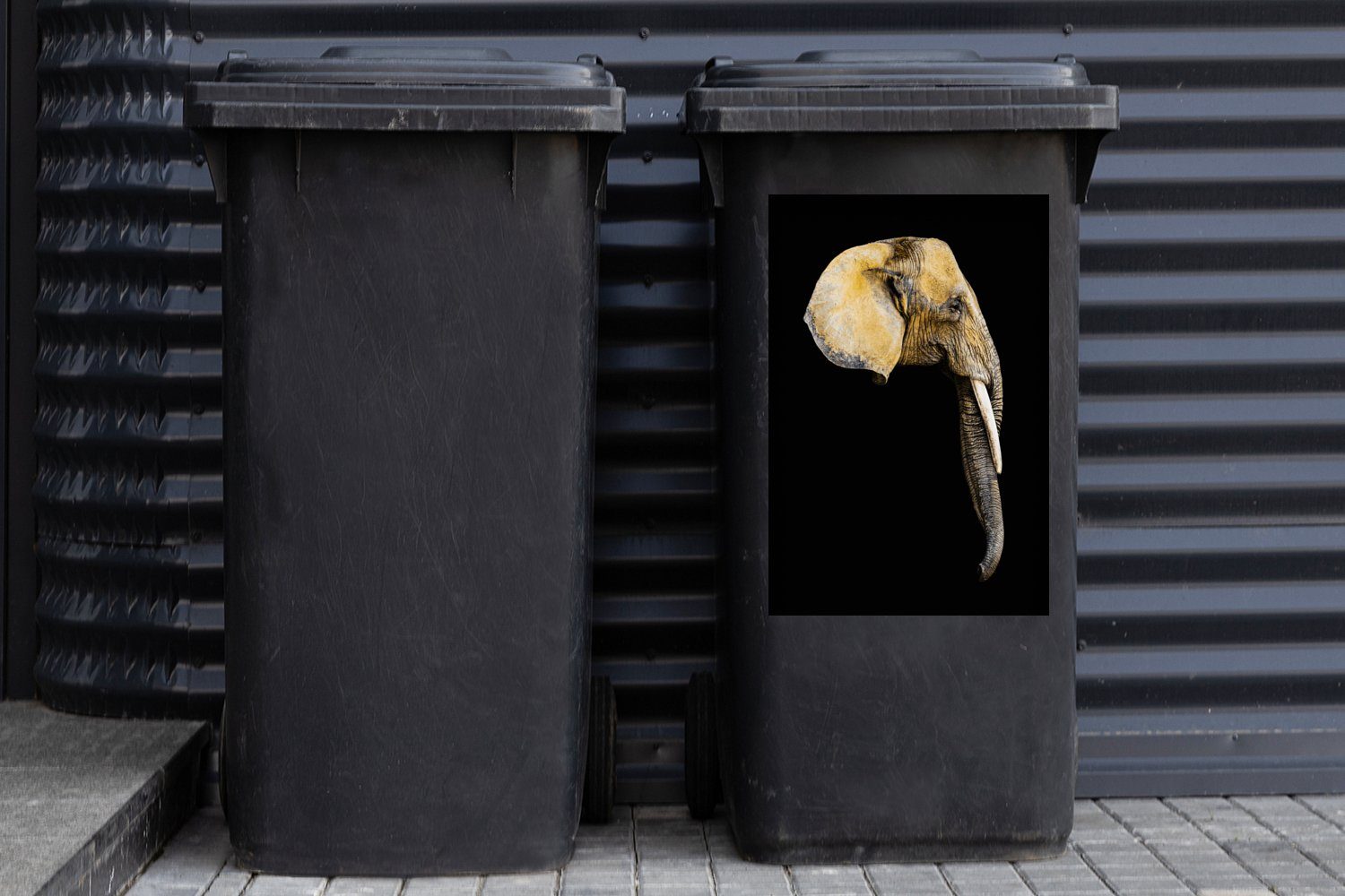 - St), Wandsticker Mülltonne, Abfalbehälter MuchoWow Container, (1 Schwarz Mülleimer-aufkleber, Kopf Elefant - Sticker,