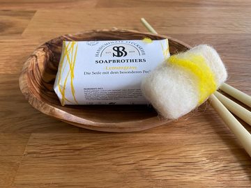 Soapbrothers Handseife Geschenkidee - Naturkosmetik Bio Seife mit Filzmantel - Bis zu 4-mal ergiebiger als herkömmliche Stückseifen in nachhaltiger Verpackung - Lemongrass 100g, 1-tlg., Naturkosmetik