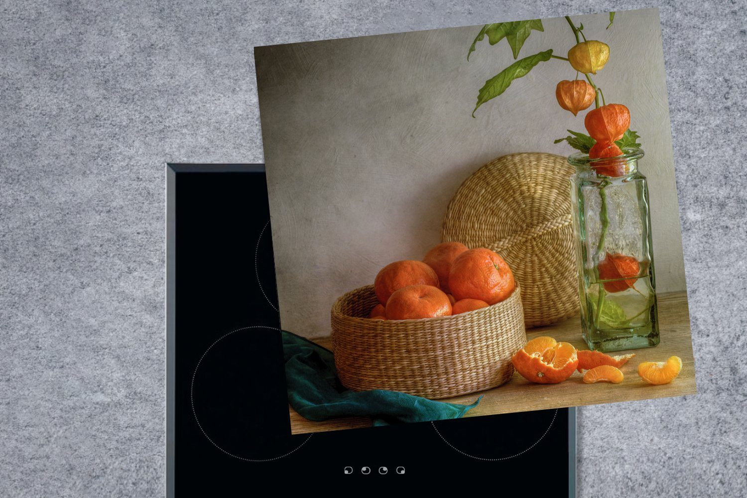 MuchoWow Herdblende-/Abdeckplatte Mandarine - küche - cm, (1 Vinyl, Arbeitsplatte Vase, Ceranfeldabdeckung, tlg), 78x78 für Stilleben