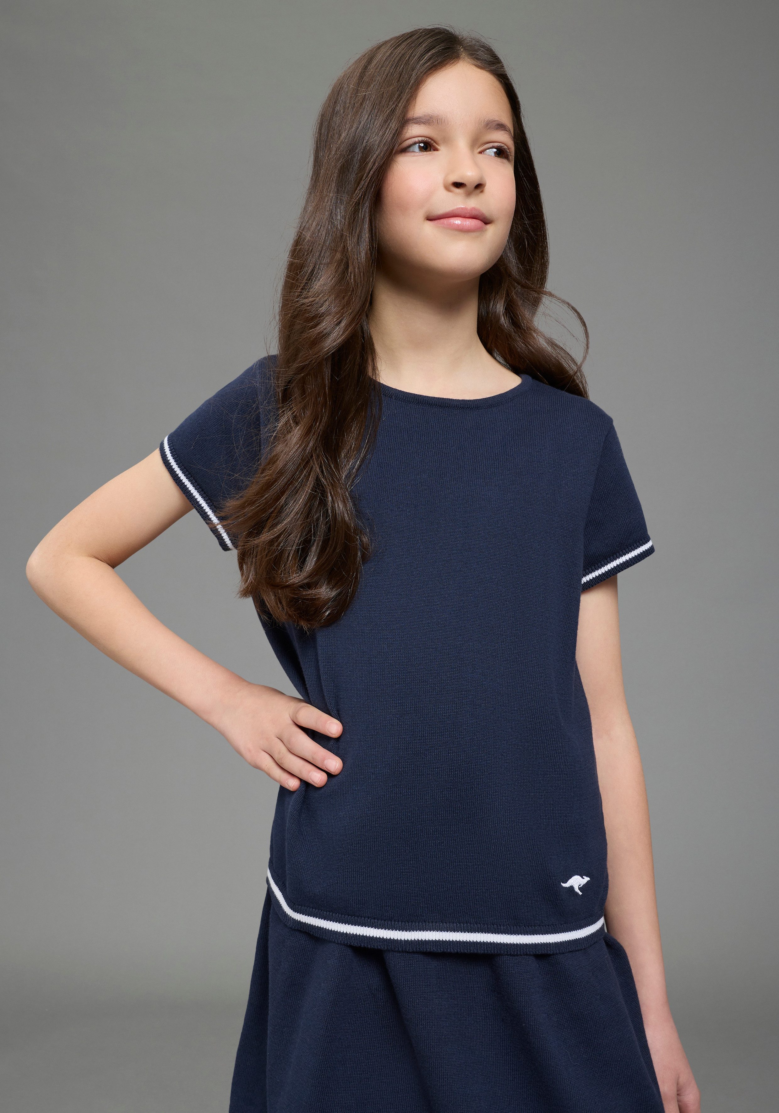 KangaROOS Kurzarmpullover Kangaroos Strick T-Shirt für Mädchen mit Rundhalsausschnitt, unifarben mit Farbeinsatz