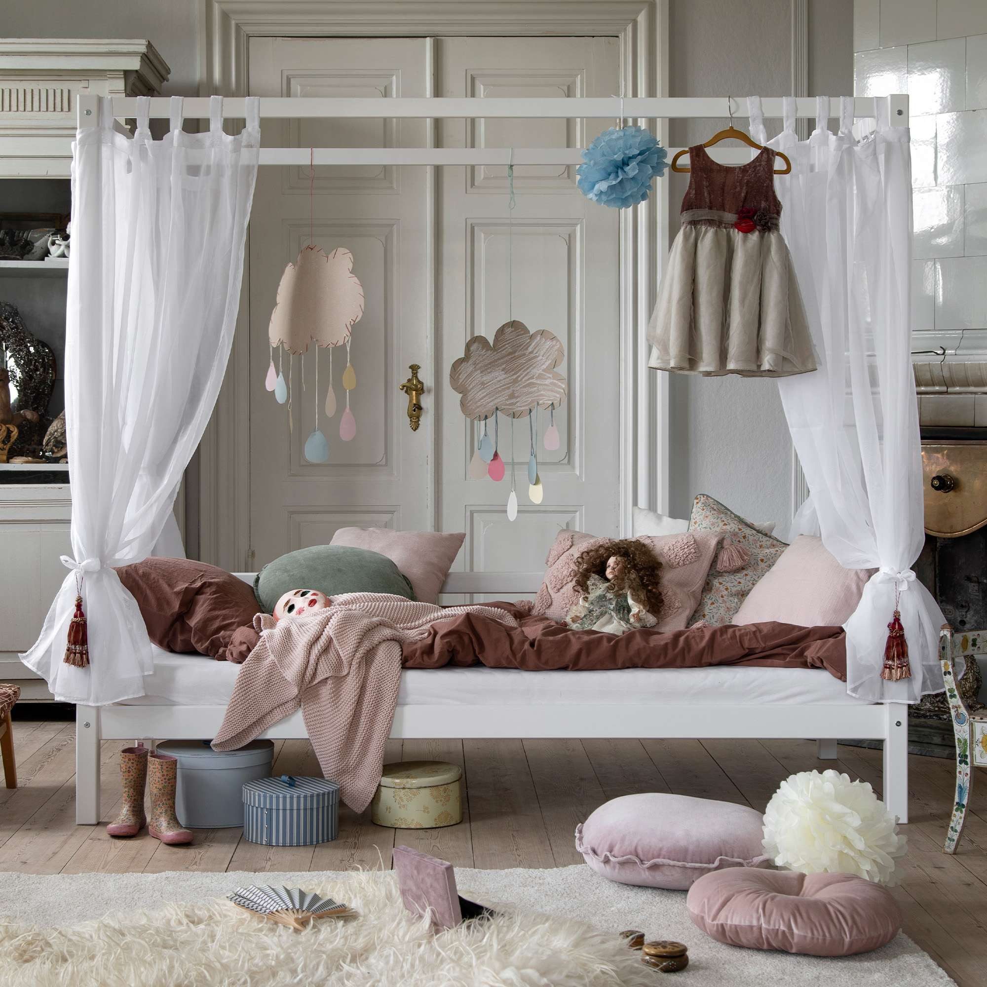 Hoppekids Himmelbett ECO Dream Kinder/ Prinzessinnenbett 90x200cm, H= 182 cm, Kiefer massiv, wahlweise mit Gästebett oder Schubkästen