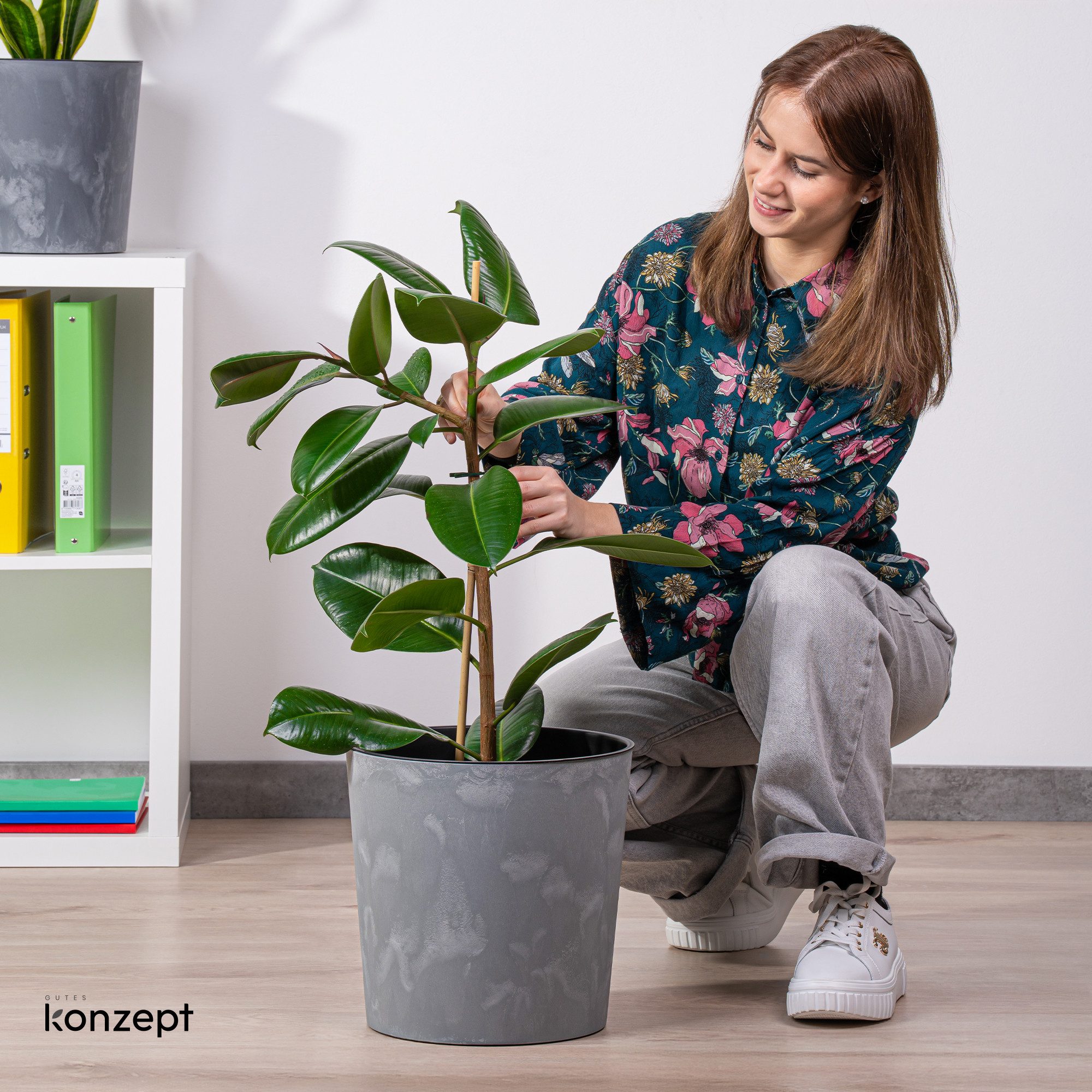 KONZEPT Blumentopf groß Ø 30 cm aus Kunststoff mit Einsatz, Beton-Optik, Glatte Oberfläche