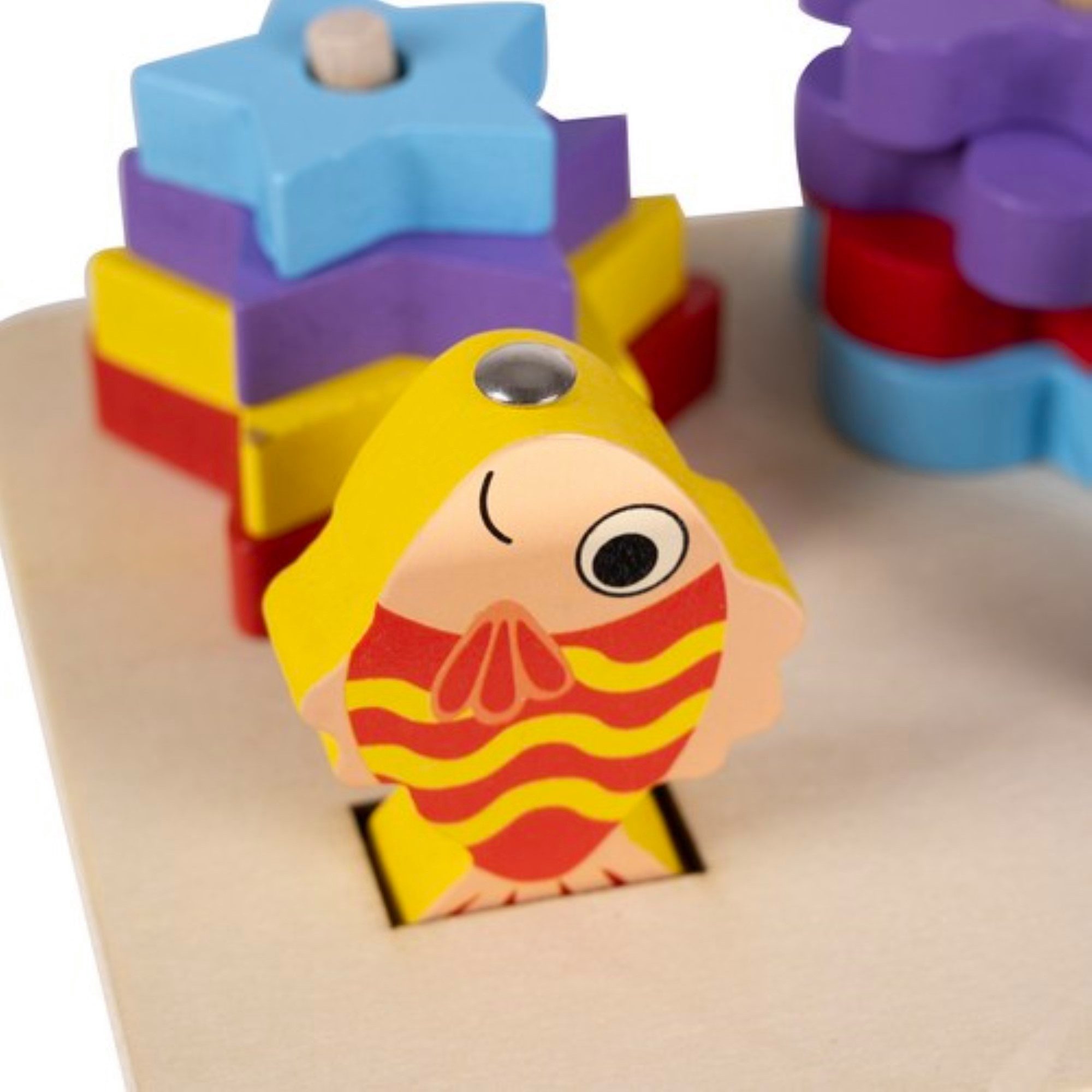 KRUZZEL Lernspielzeug Formen & Fische: Kombinierter Sortierer und Angelspaß (Holzspielzeug-Set: Formensortierer und Angelspiel, Holzsortierer + Angelspiel: Spaß und Lernen für Kinder), Sortierer aus Holz mit Angelspiel für Spielspaß und Entwicklung.