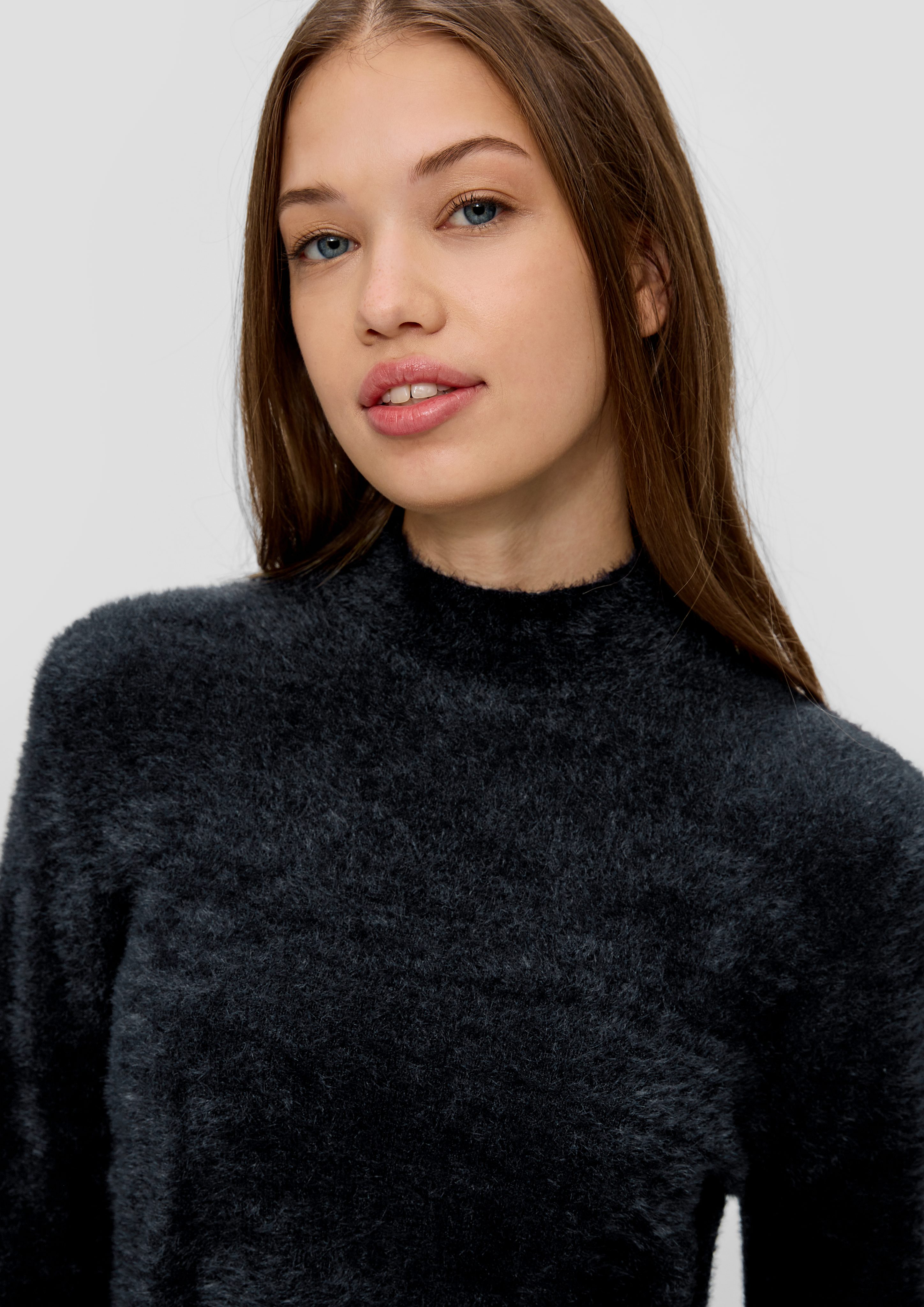 QS Strickpullover Kuscheliger Strickpullover Logo günstig online kaufen