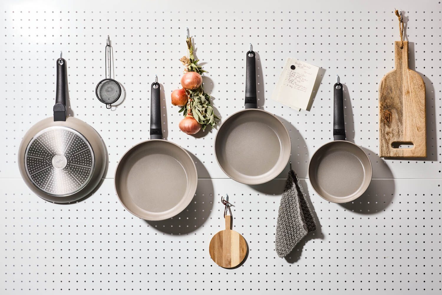 Fissler Bratpfanne Ceratal®Evo Classic, Aluminium (1-tlg), Keramikpfanne hergestellt ohne PFAS/PTFE – Made in Germany – Bild 5 von 5