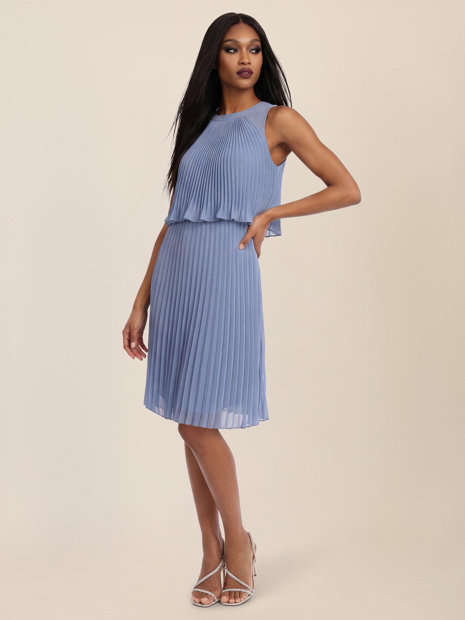 Apart Chiffonkleid mit doppellagigem Oberteil