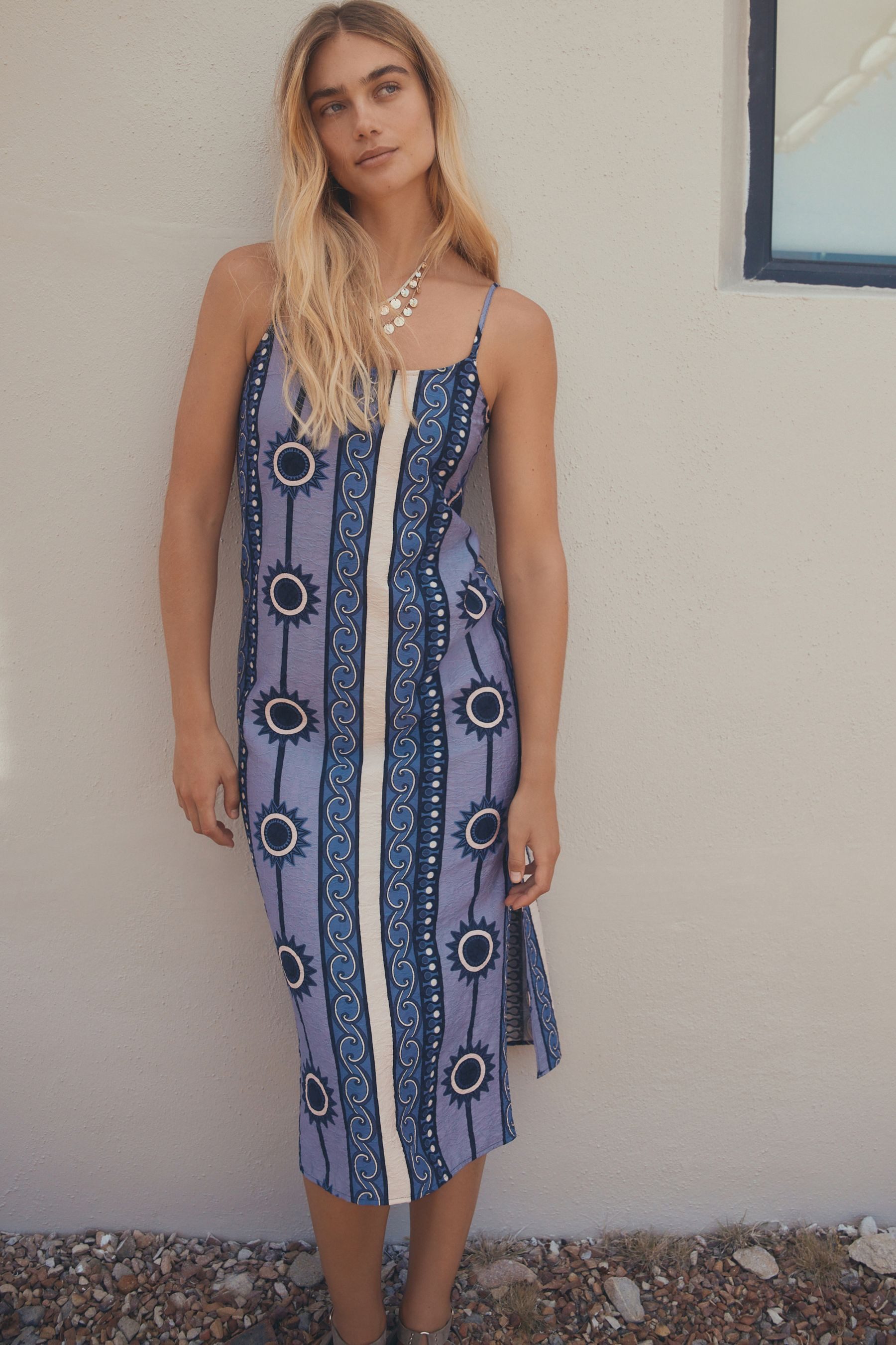Next Midikleid Verschlussloses Midi-Sommerkleid (1-tlg) – Bild 5 von 5