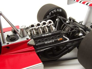 Minichamps Modellauto McLaren Ford M23 1974 Emerson Fittipaldi Weltmeister Modellauto 1:18, Maßstab 1:18