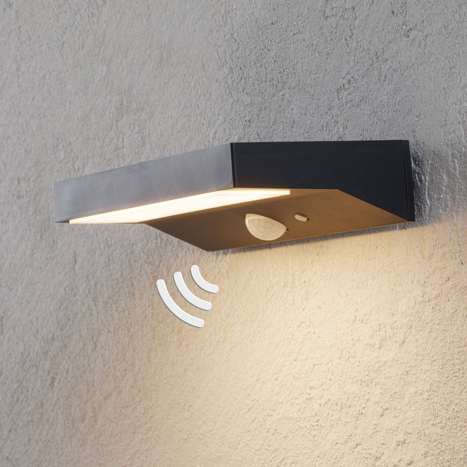 Lindby Außen-Wandleuchte Maresia, LED, Kunststoff Alu warmweiß IP44mit Bewegungsmelder, 1 x 6 W LED, warmweiß