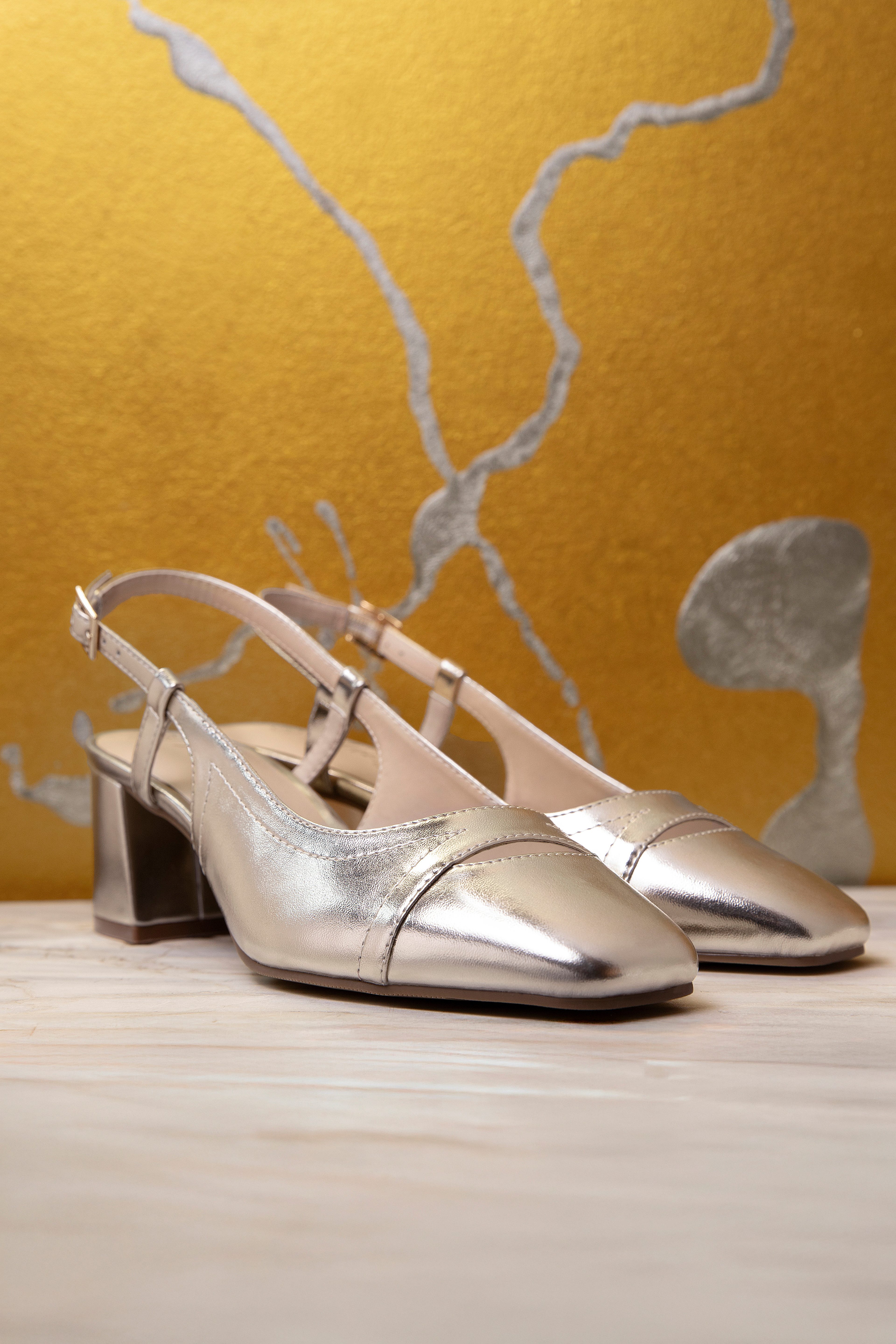 Aniston SHOES Riemchensandalette Sommerschuh, Riemchensandalette - neue KOLLEKTION