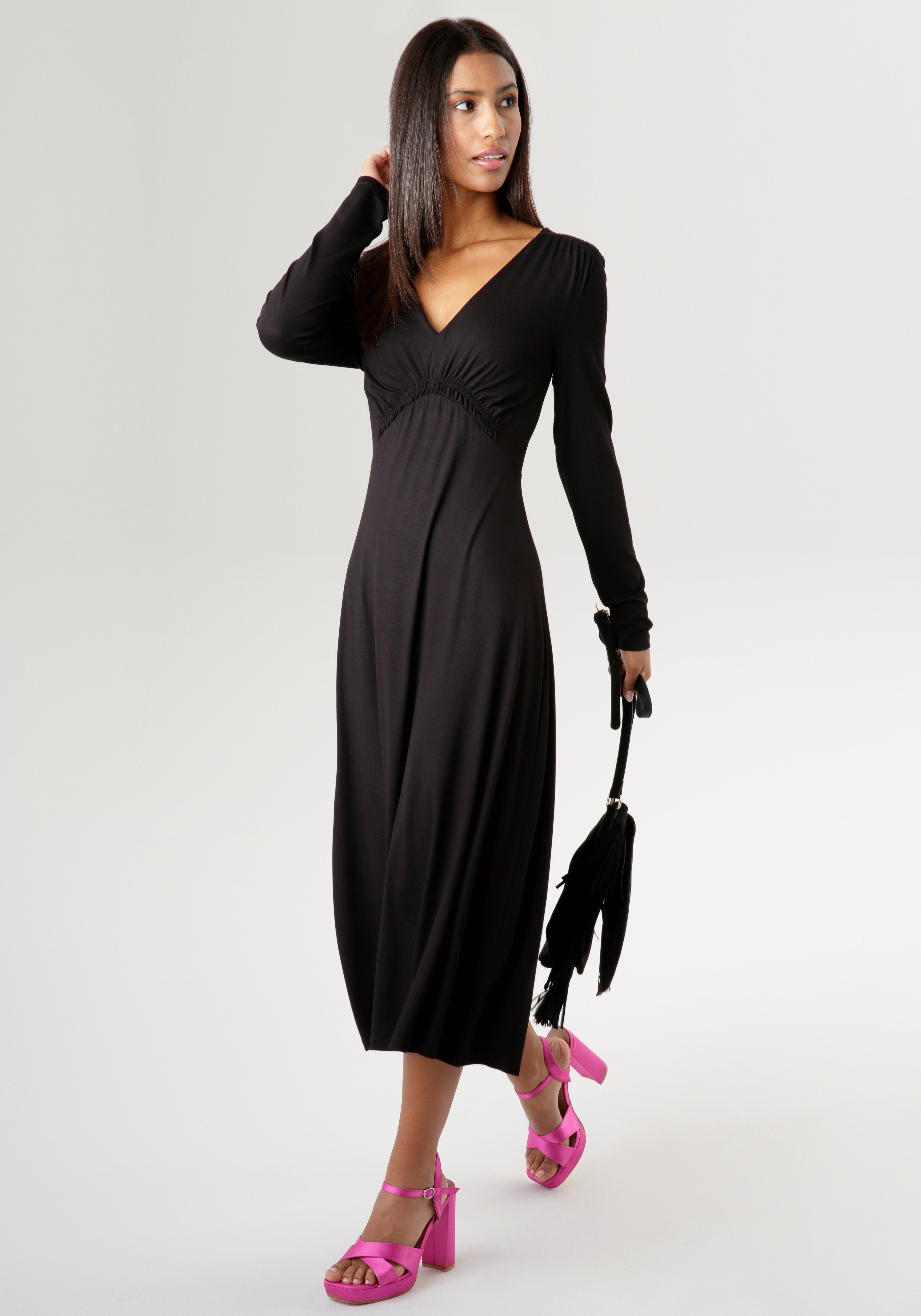 Aniston SELECTED Midikleid mit drapierter Unterbrustnaht günstig online kaufen