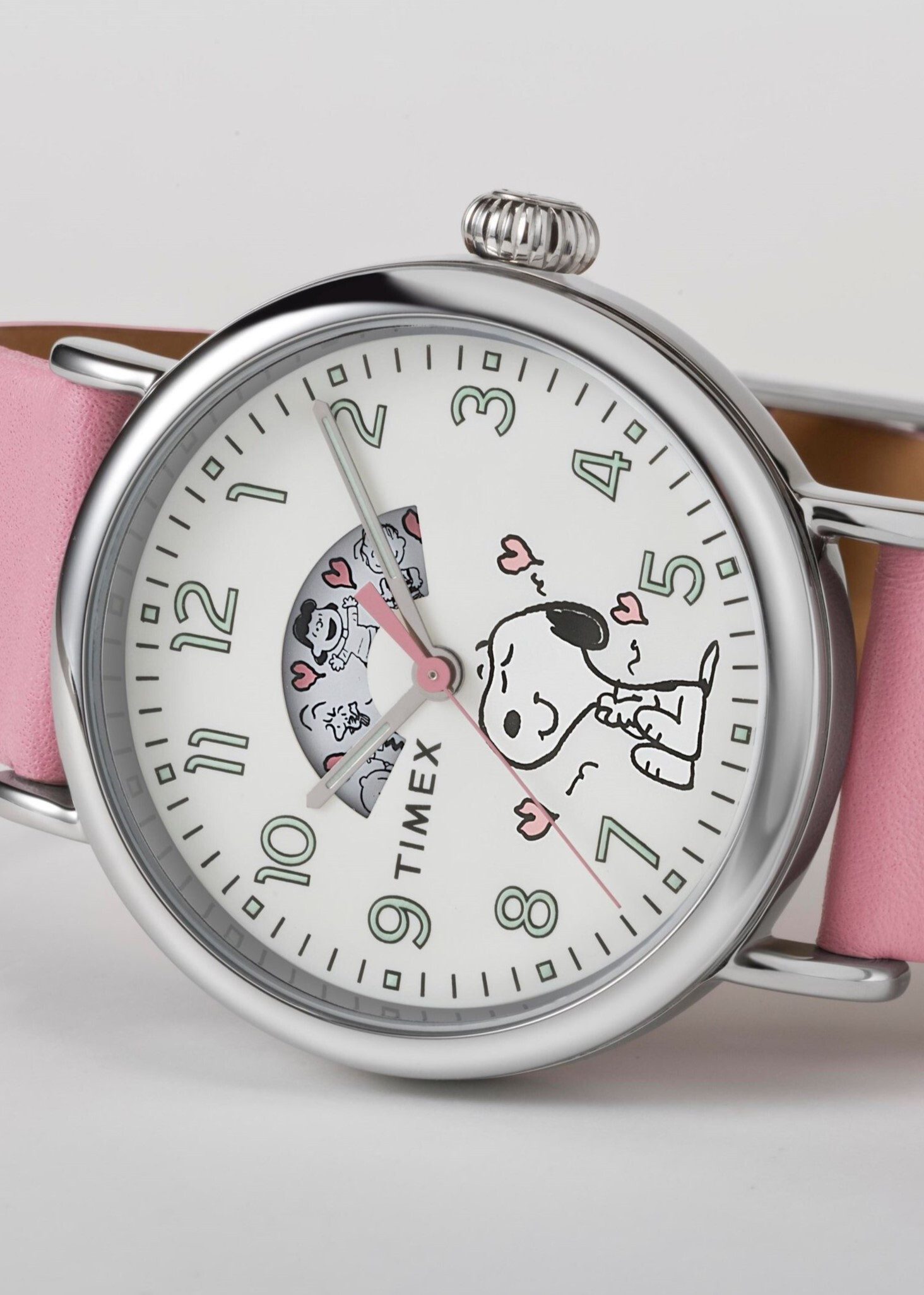Timex Quarzuhr Timex Standard x Peanuts Valentine's, (1-tlg., Not a set – not applicable to this product), Quarz Analog – Bild 5 von 5