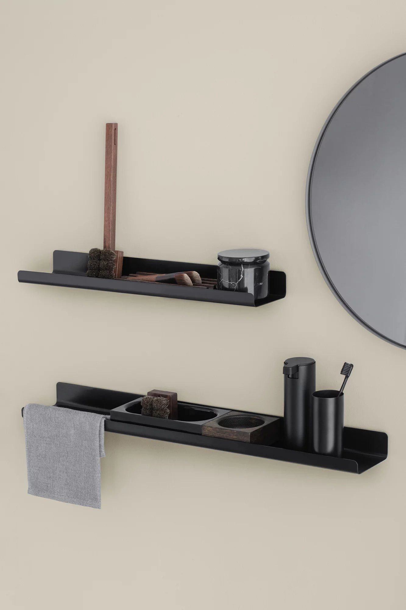 blomus Dekoschale -MODO- Ablageschale: Ästhetisches Highlight für jeden Raum, Hochwertig, Vielseitig, Schwarz, Braun, Ästhetisch, Eiche, Geriffelt