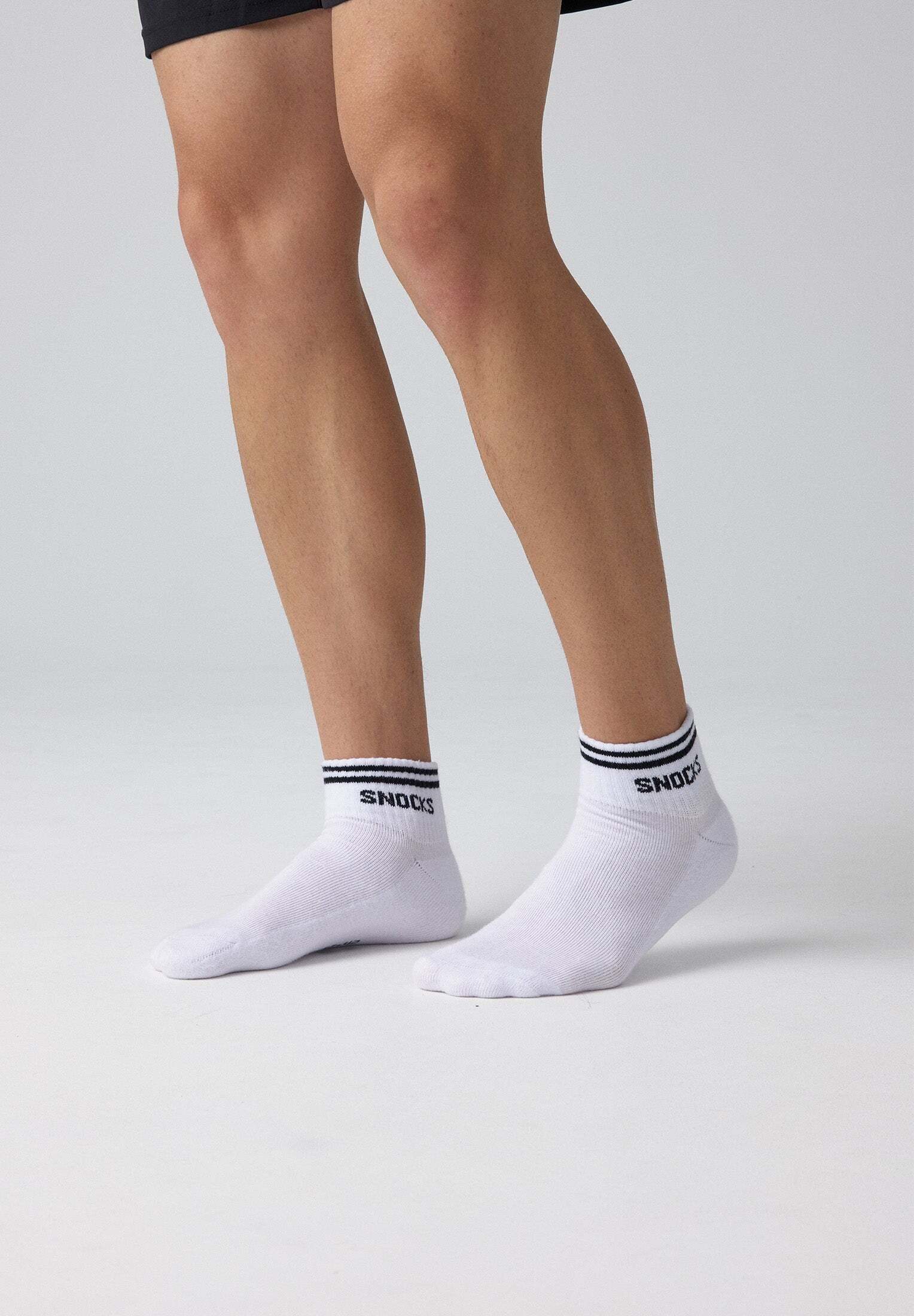 SNOCKS Sneakersocken kurze Socken für Herren & Damen mit Streifen (4-Paar) mit Rippbund, verstärkte Sohle, halbhoch, aus Bio-Baumwolle