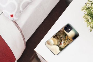 MuchoWow Handyhülle Katzen - Schlafen - Vorleger, Handyhülle Apple iPhone 12, Smartphone-Bumper, Print, Handy