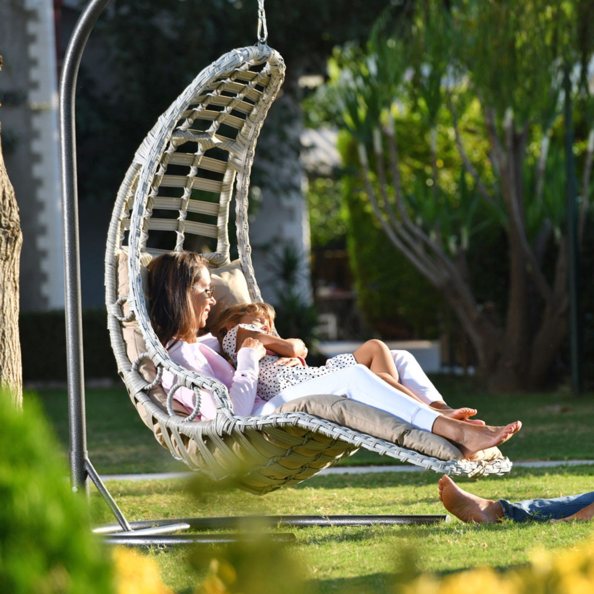 gowoll Hängesessel mit Gestell und Kissen Handgeflechtet Rattan Gartenschau günstig online kaufen