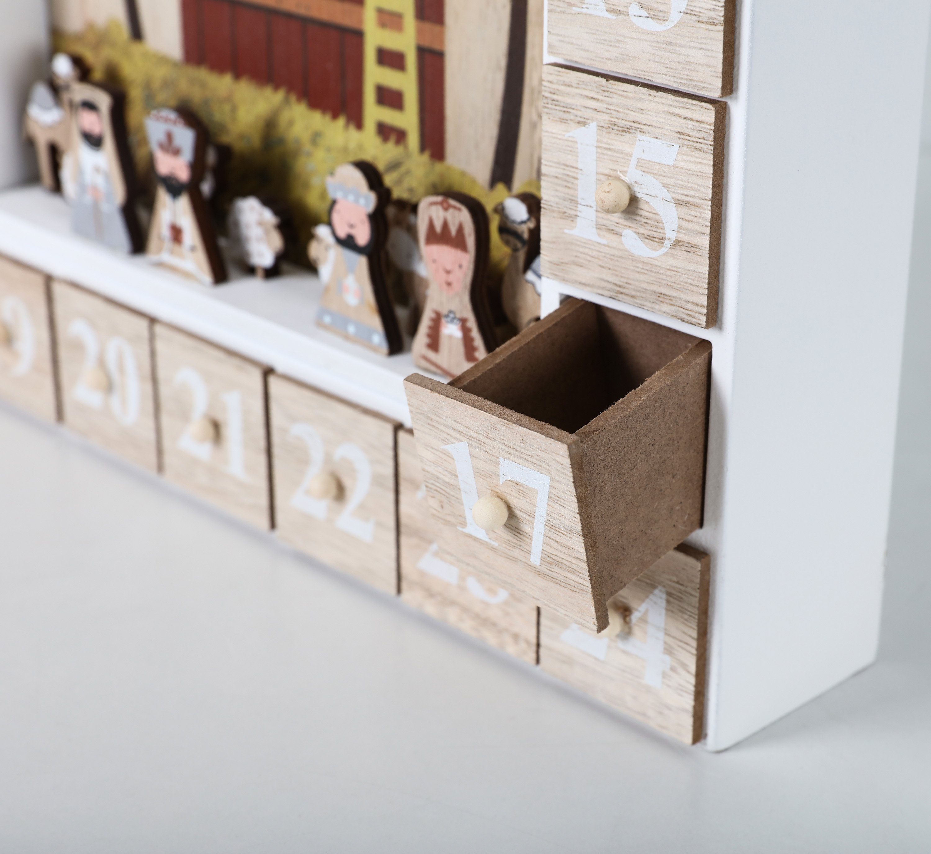 BRUBAKER befüllbarer Adventskalender Weihnachtskalender zum Befüllen - Bibelgeschichte mit LED Beleuchtung, Holz Kalender Weihnachten Krippe - 31,5 cm – Bild 3 von 5