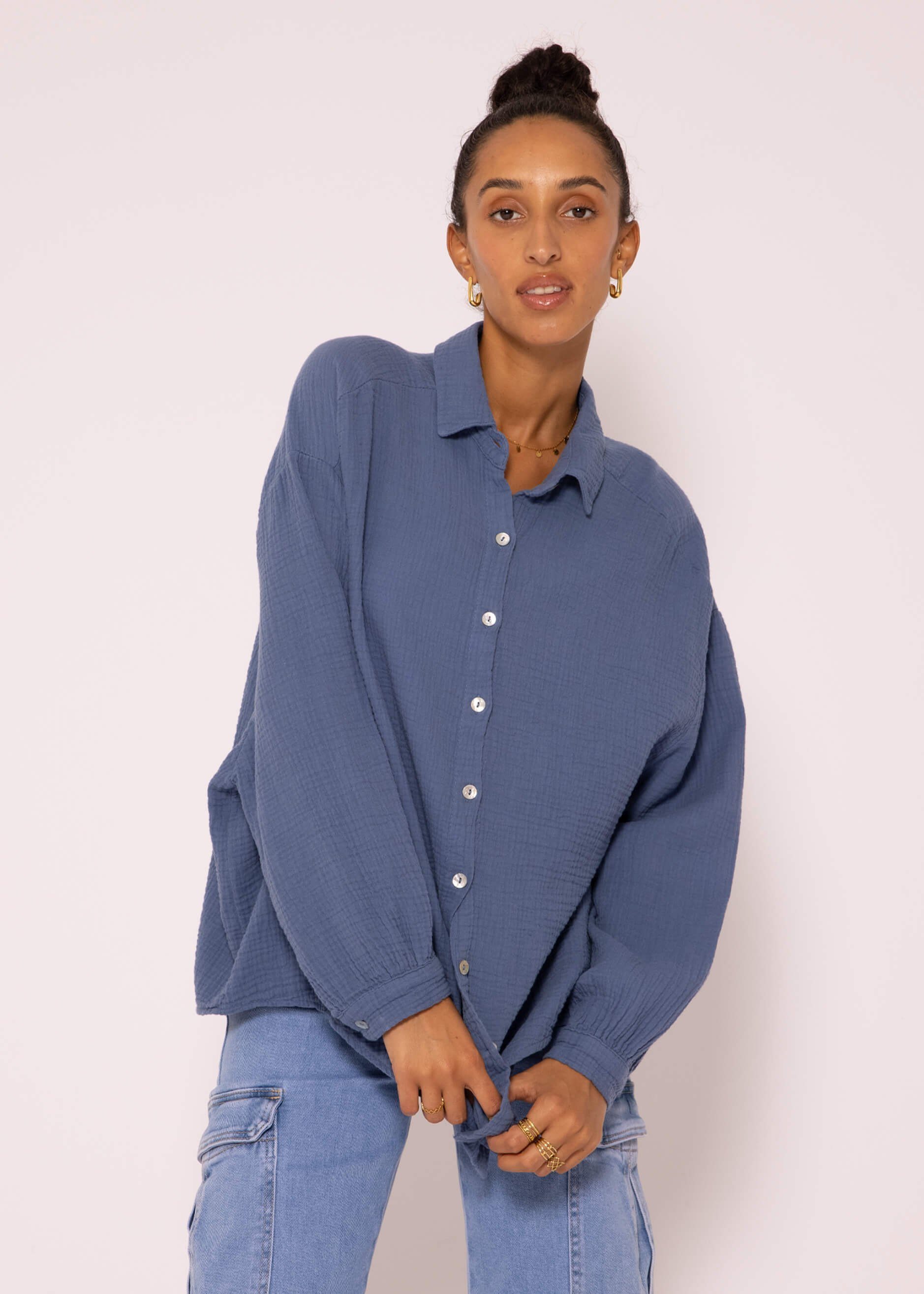 SASSYCLASSY Longbluse Oversize Baumwolle Bluse aus One mit Hemdbluse Damen Musselin lang Jeansblau Size 36-48) Langarm V-Ausschnitt, (Gr