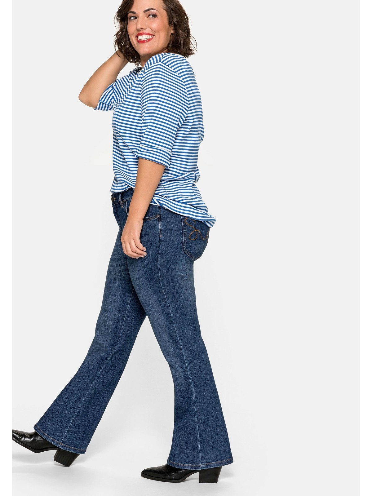 in Used-Effekten Große 5-Pocket-Form, Bootcut-Jeans Größen mit Sheego