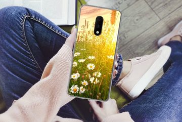 MuchoWow Handyhülle Blumen - Gänseblümchen - Natur - Sonne - Horizont, Phone Case, Handyhülle OnePlus 7, Silikon, Schutzhülle