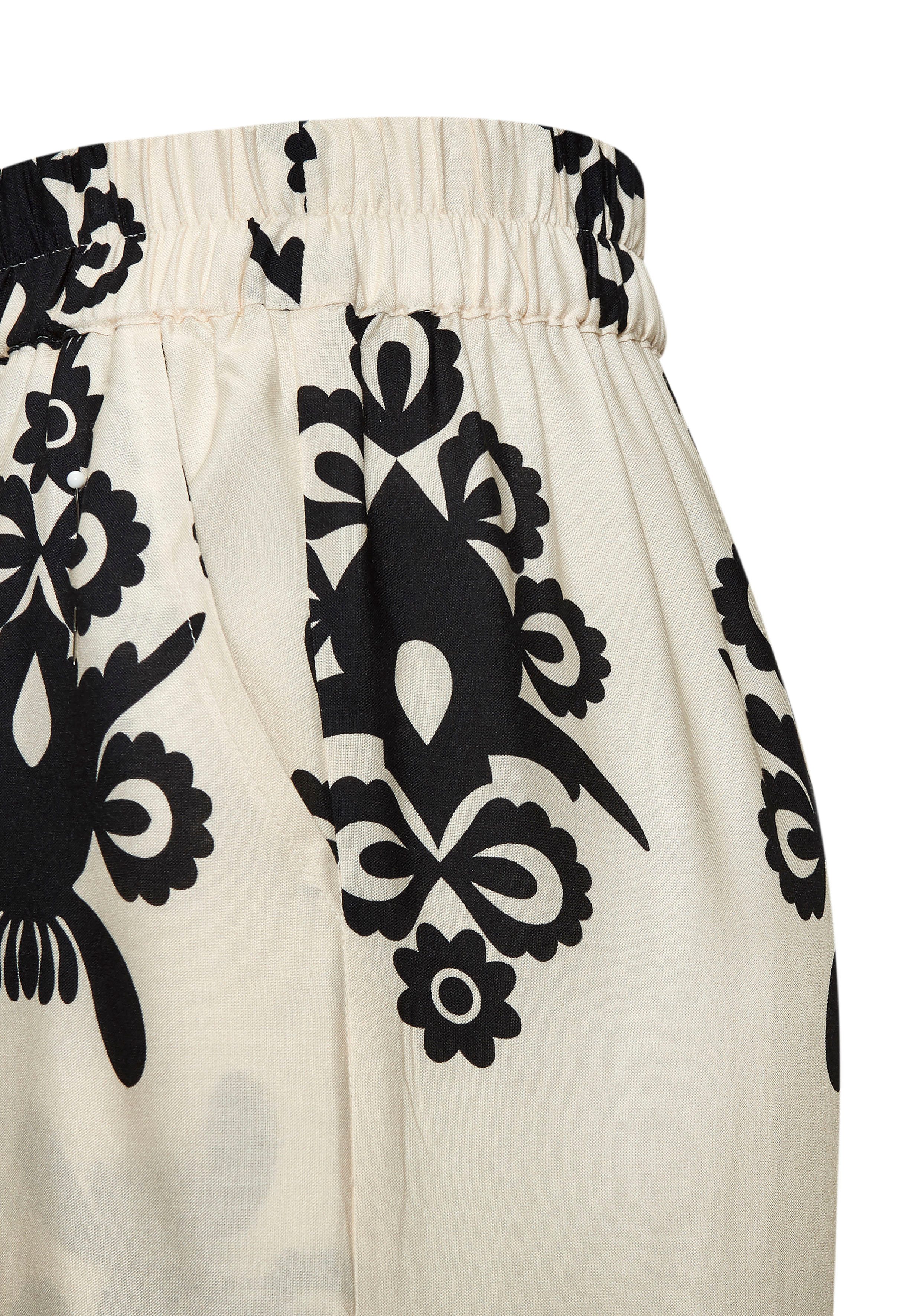 LASCANA Palazzohose mit Ethno-Print und weitem, luftigem Bein leichte Sommerhose aus Webware – Bild 5 von 5