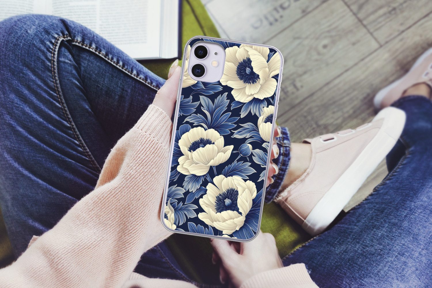 MuchoWow Handyhülle für Apple iPhone 11 Blumen - Muster - Blau - Weiß, Smartphone-Bumper, Print, Handy Schutzhülle Dünn