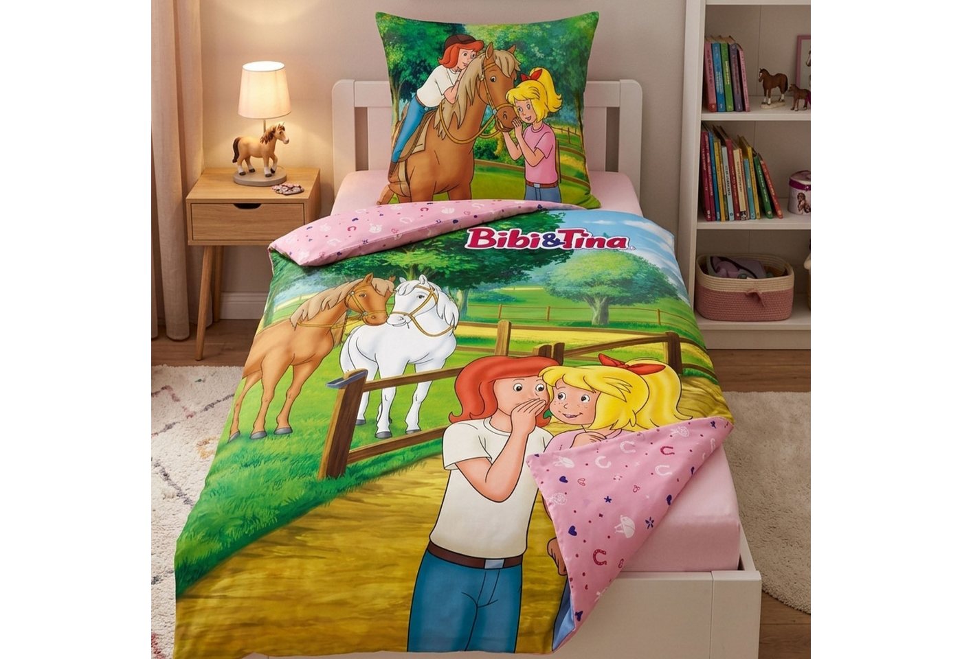 Familando Kinderbettwäsche Bibi und Tina, 100% Baumwolle, Rosa mit Pferden für Mädchen, Renforcé, 2 teilig, 135x200 80x80cm mit Reißverschluss, Wendebettwäsche