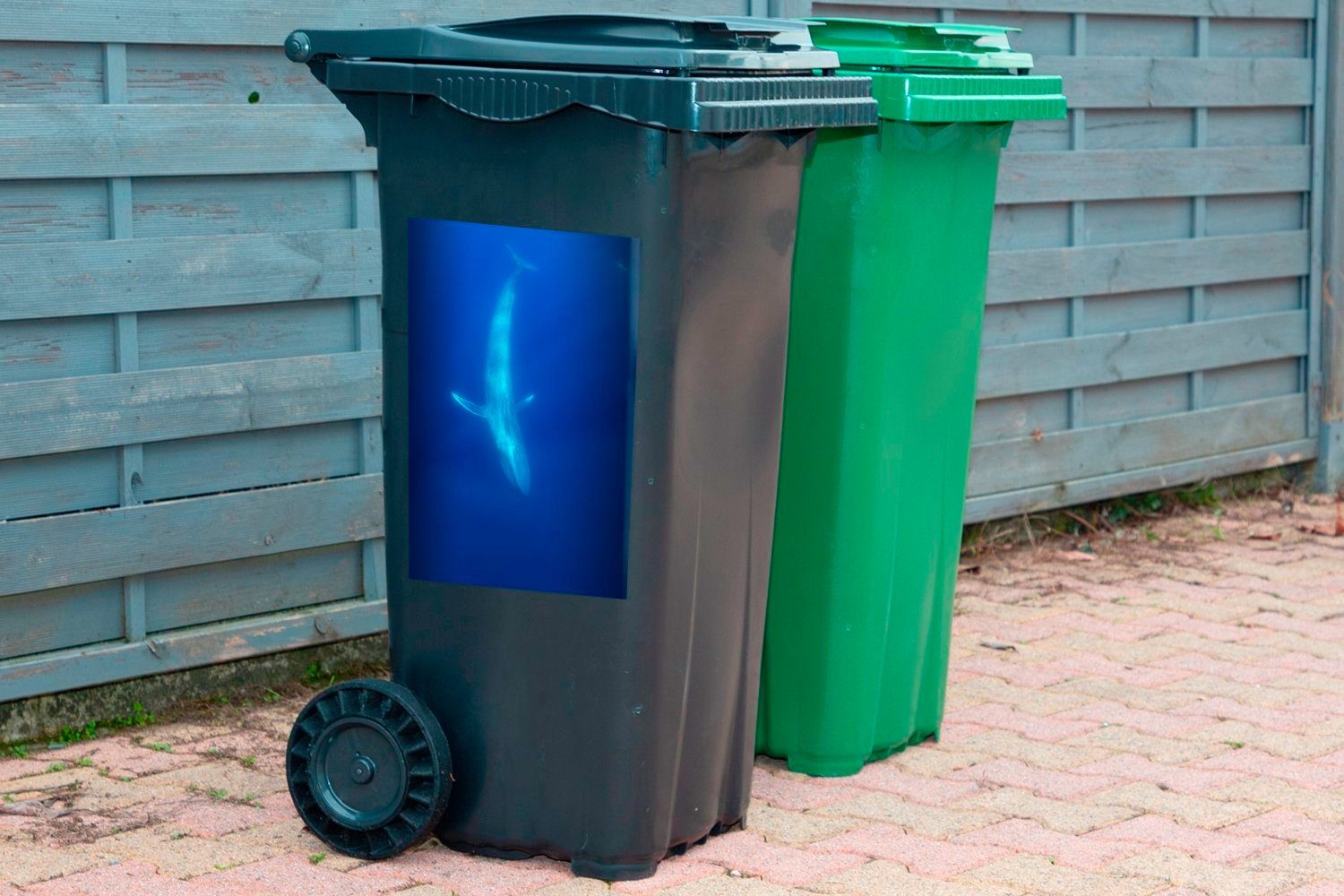 Blauwal - - MuchoWow Mülltonne, Container, Sticker, Wandsticker Abfalbehälter Wal St), Blau Mülleimer-aufkleber, (1