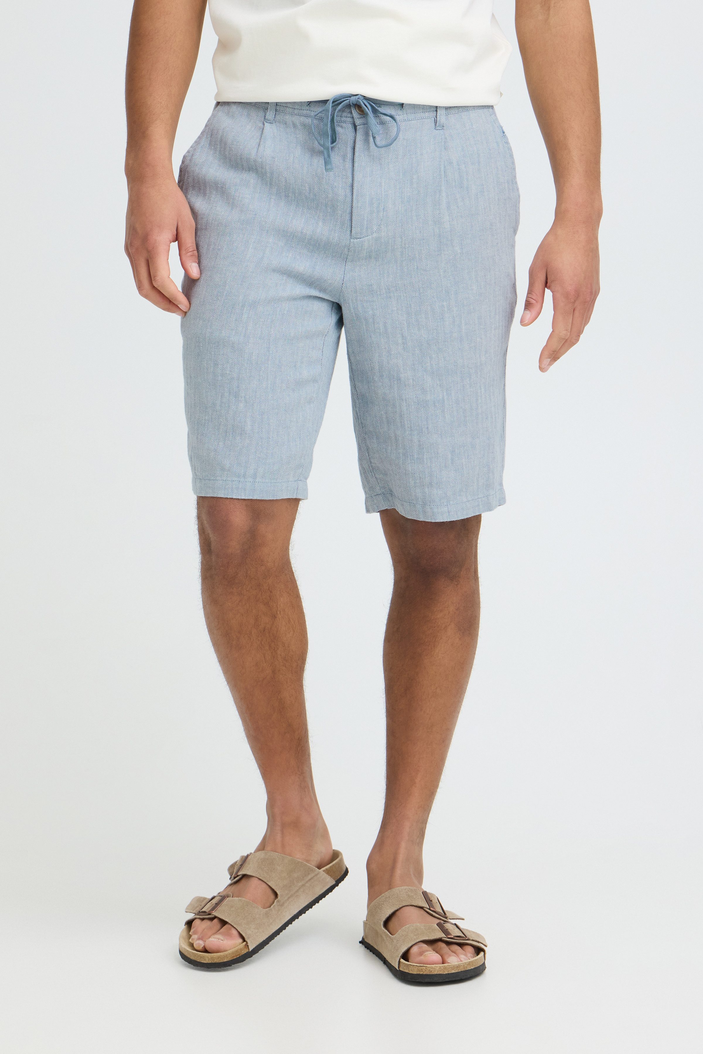 Blend Bermudas BHMARCO REG WOVENSHORTS aus Leinen und Baumwolle, Basic Passform, kniefrei