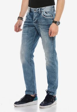 Cipo & Baxx Bequeme Jeans im Regular Fit-Schnitt