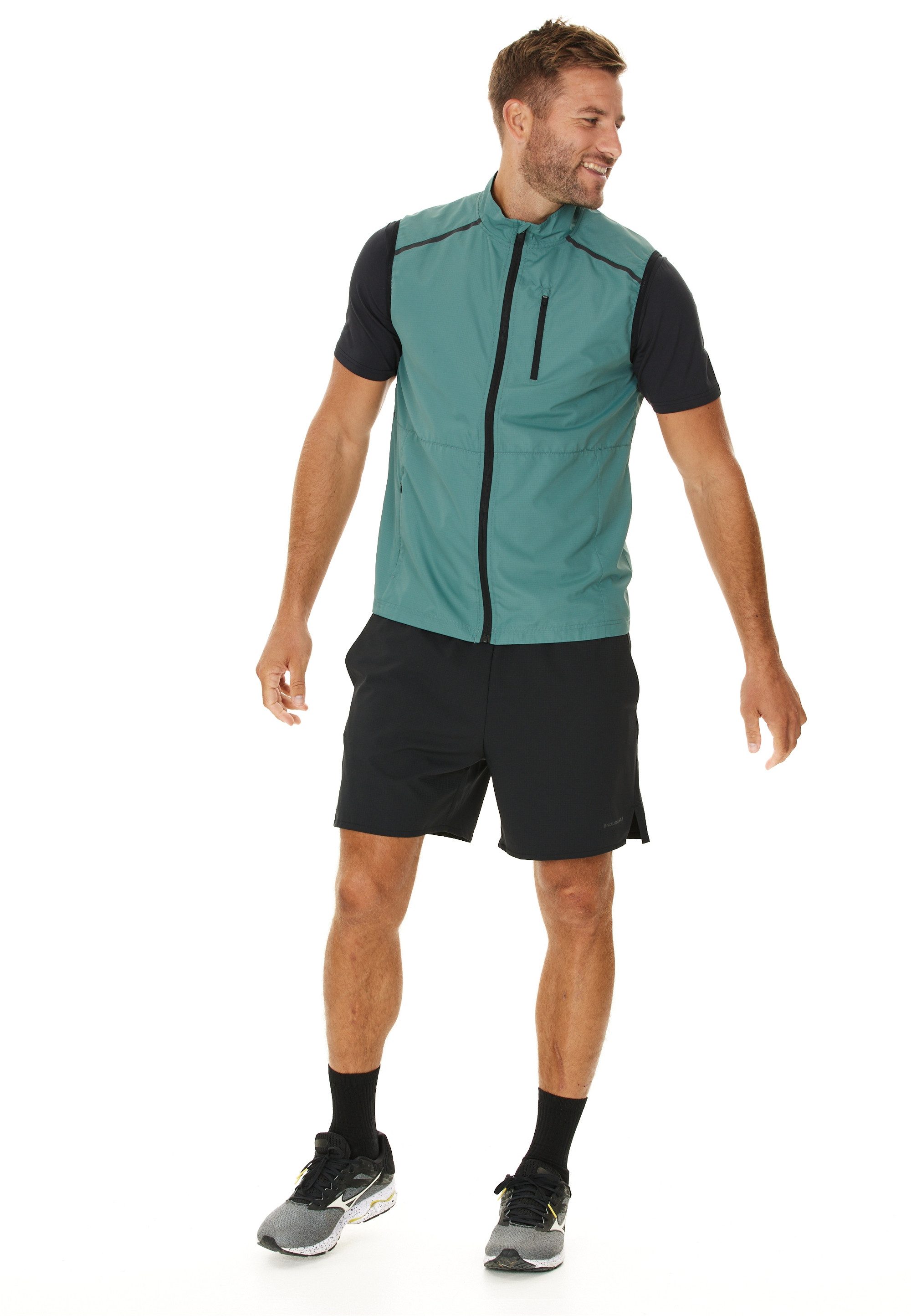 ENDURANCE Funktionsweste Hugoee aus winddichtem Material